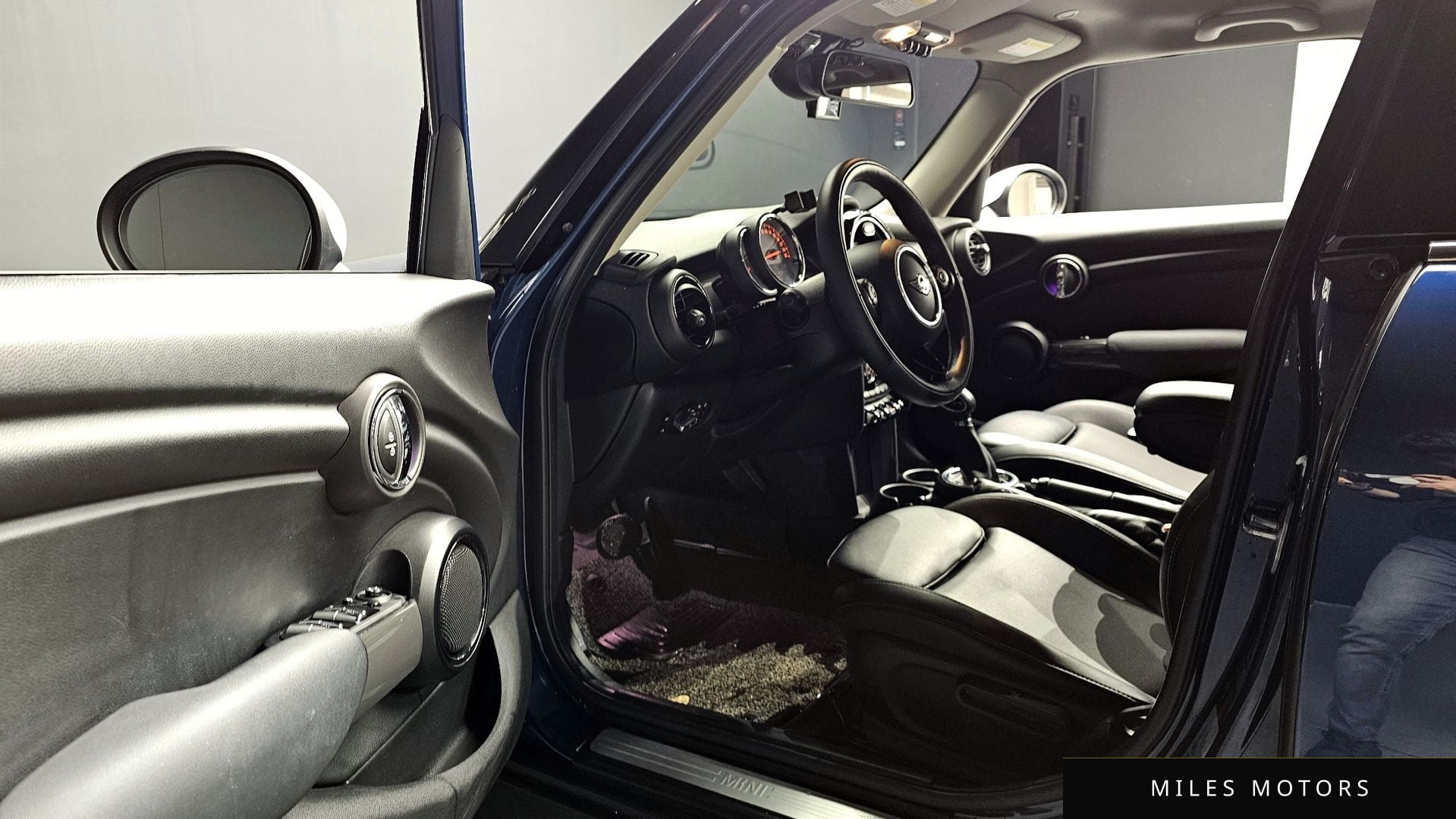 MINI Cooper 2017 — миниатюра 12