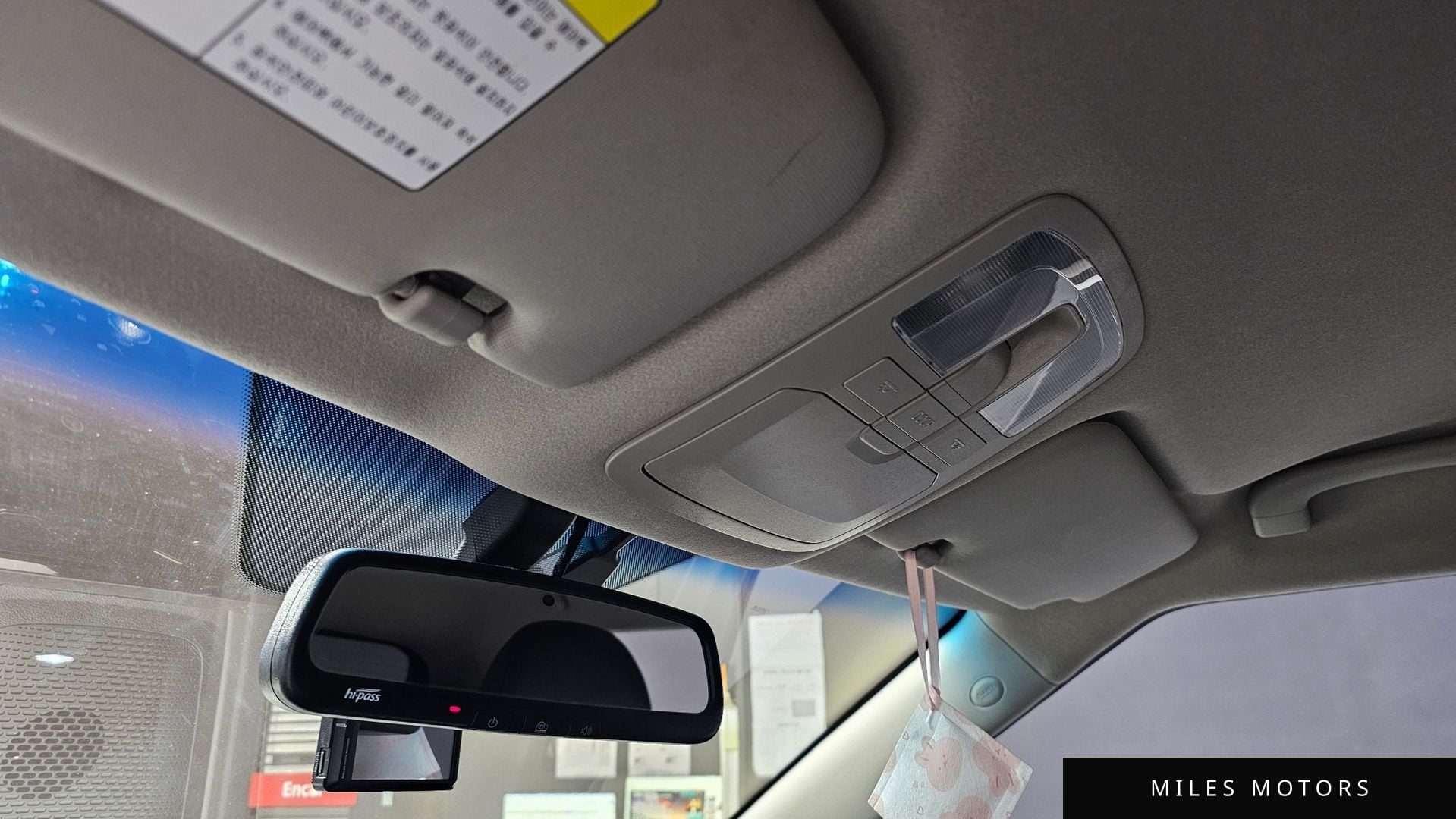 KG Mobility 베리 뉴 티볼리 2020 — миниатюра 18