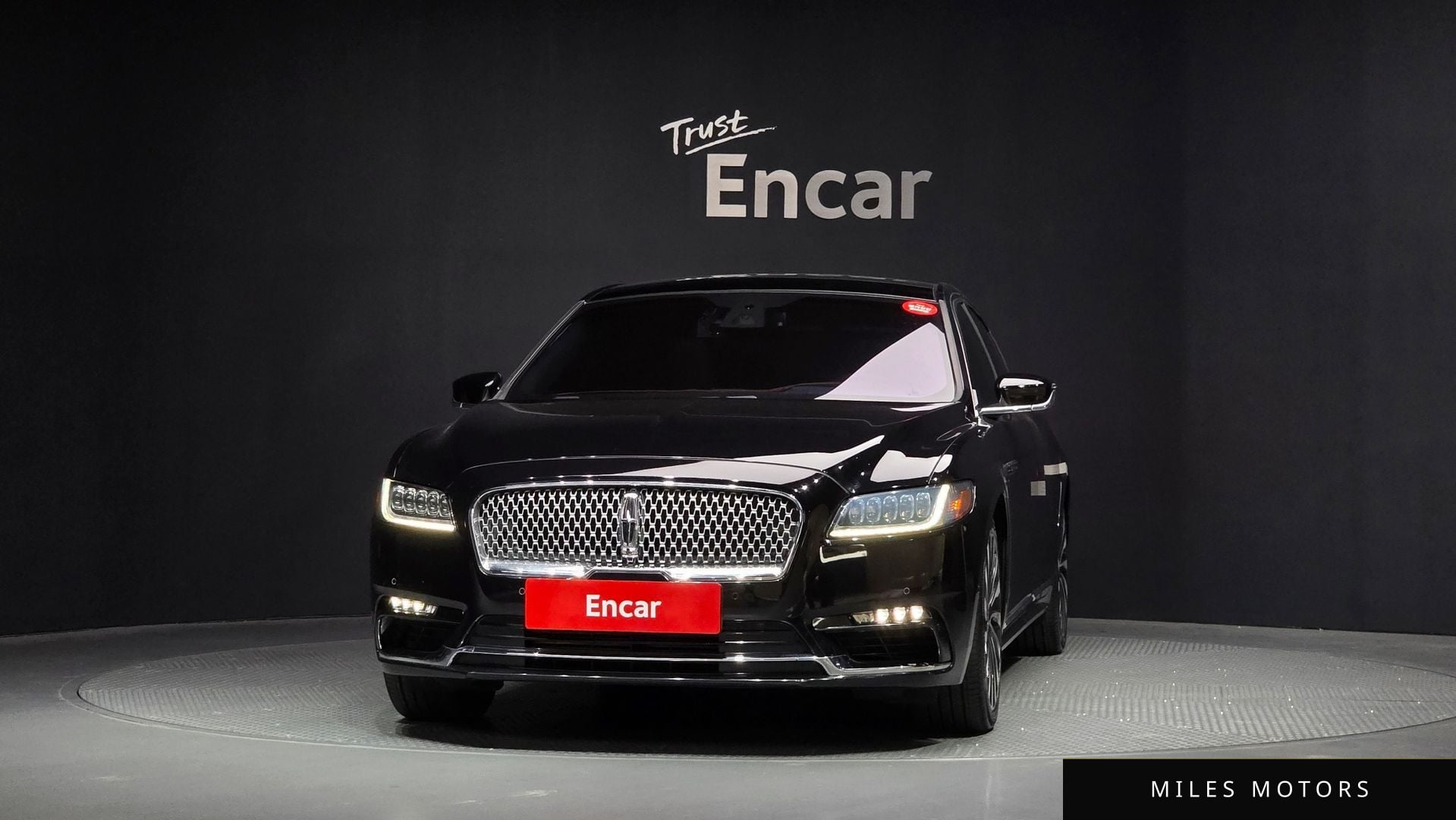 Lincoln Continental 2019 — миниатюра 3