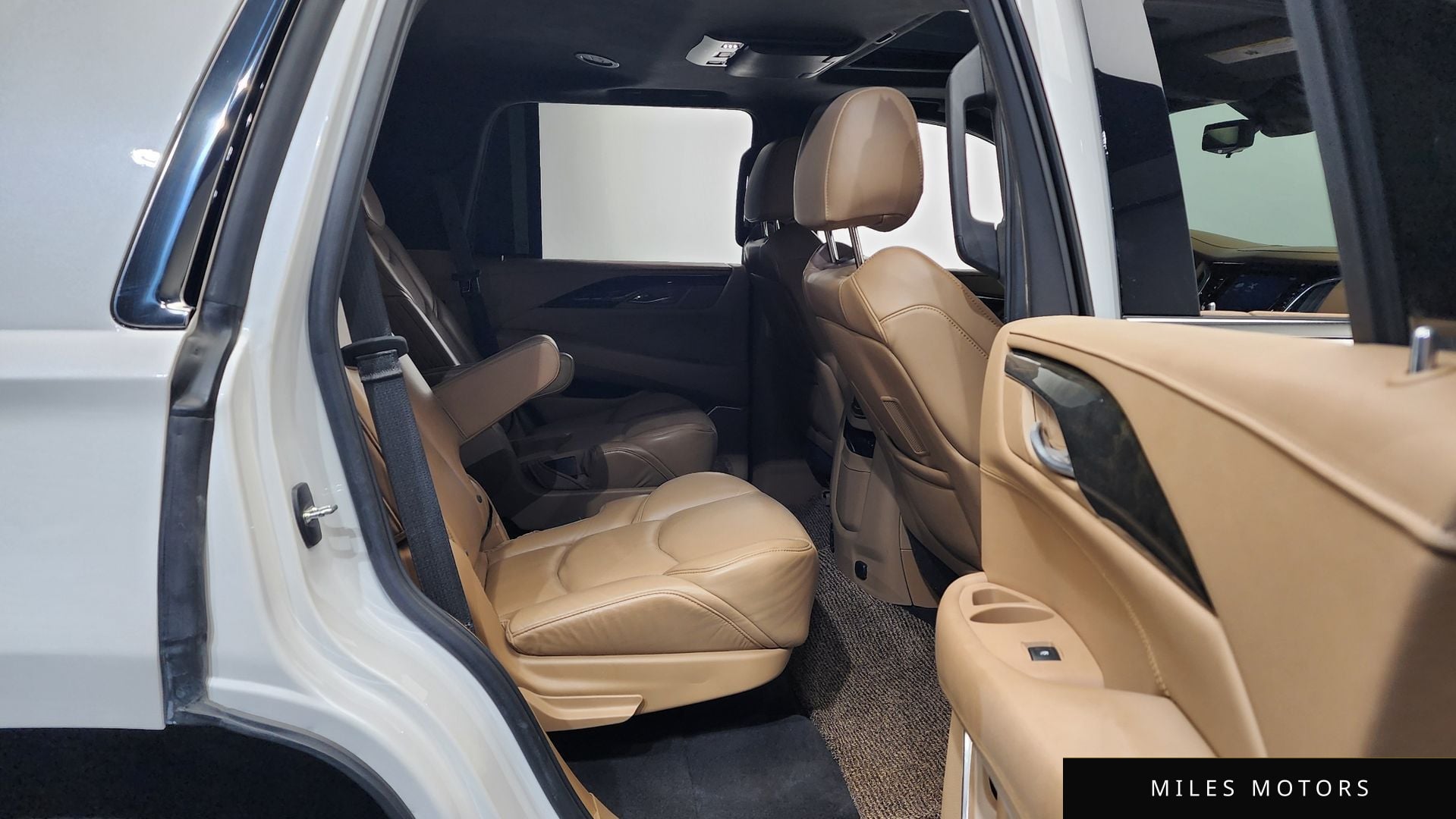 Cadillac Escalade 2020 — миниатюра 12