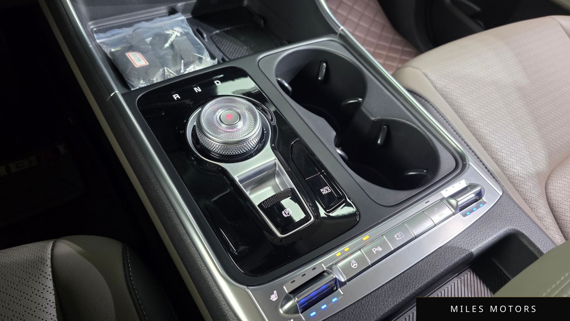 Kia Canival 2025 — миниатюра 8
