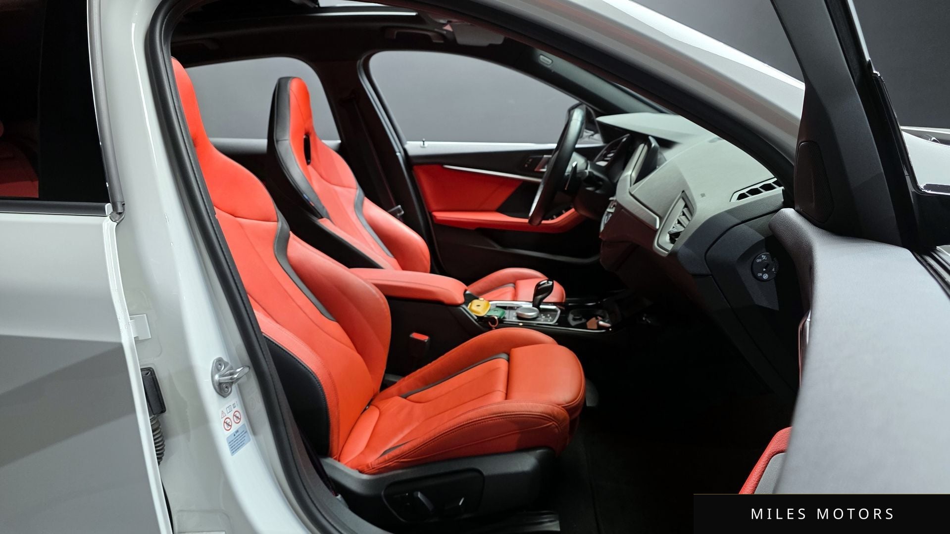 BMW 1 Series (F40) 2023 — миниатюра 10