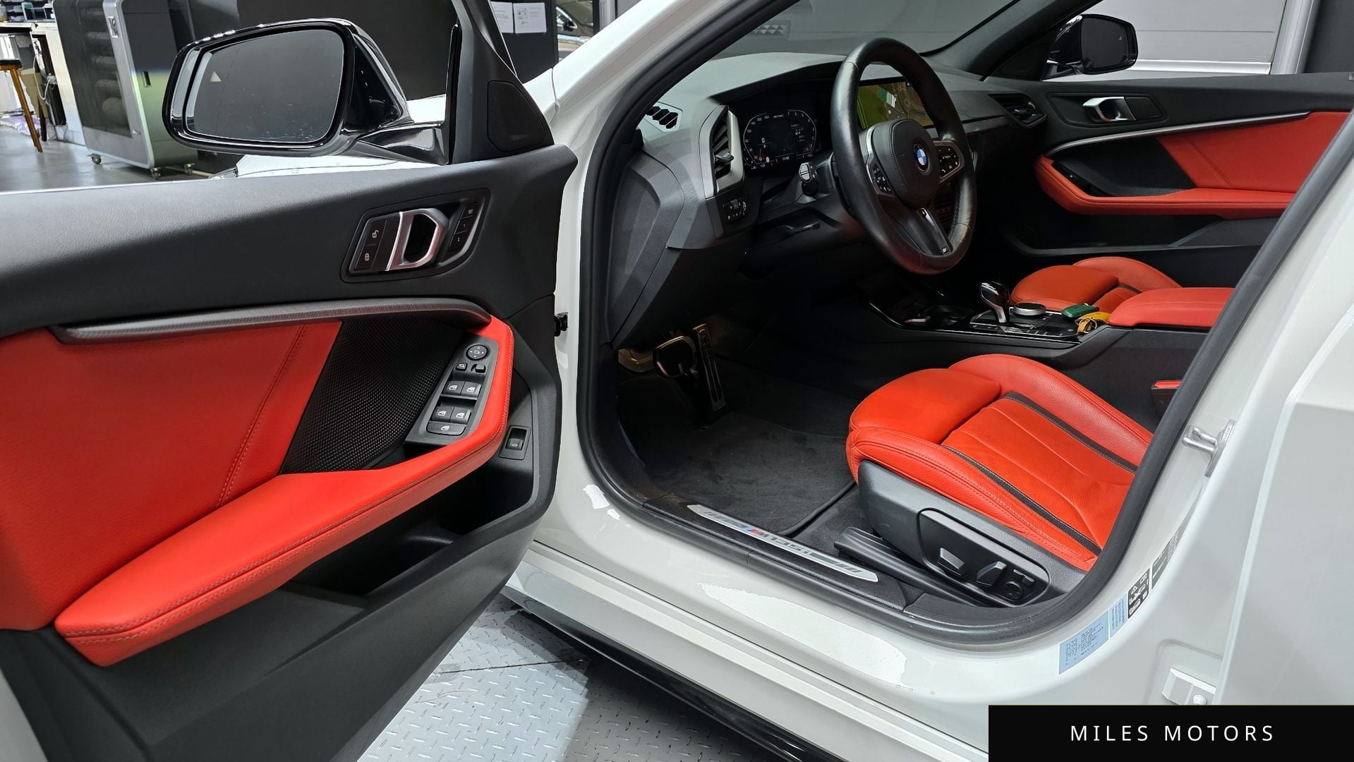 BMW 1 Series (F40) 2023 — миниатюра 11