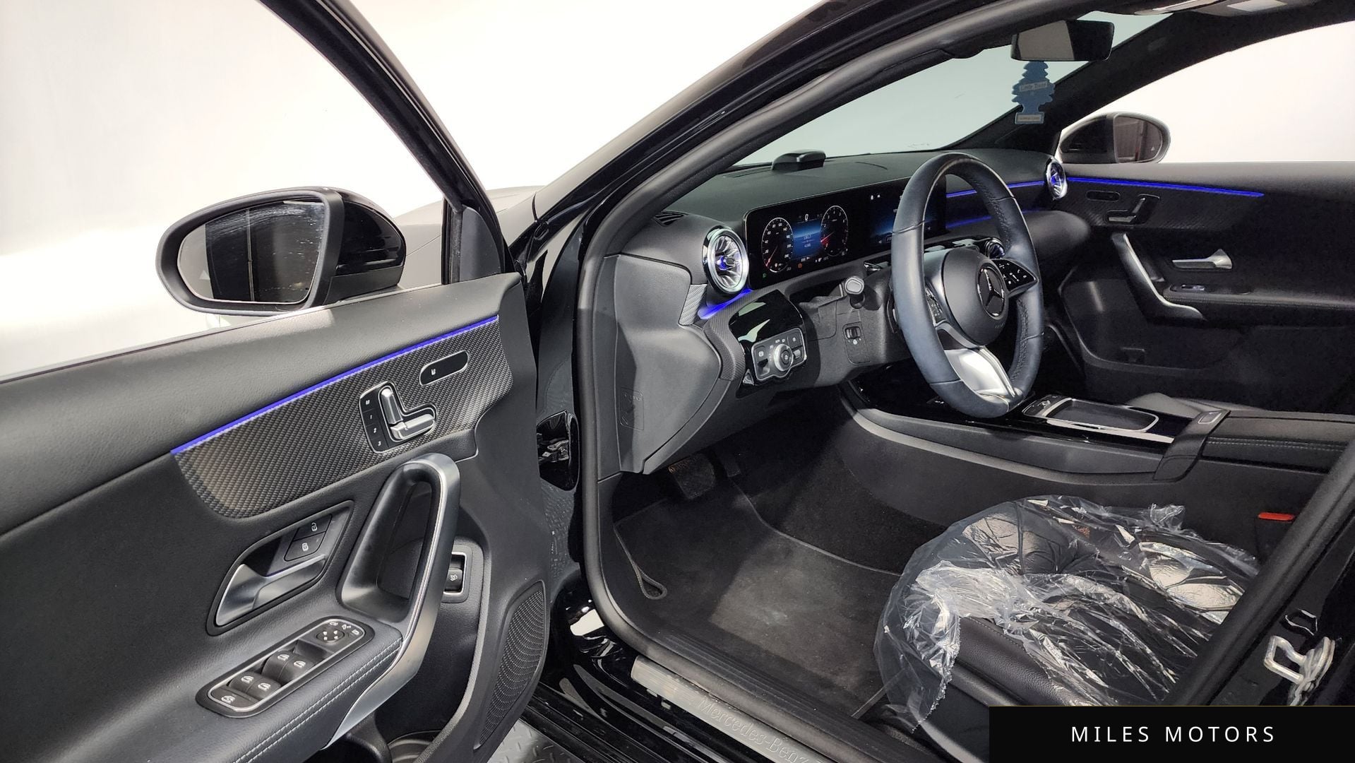 Mercedes-Benz A-Class W177 2024 — миниатюра 10