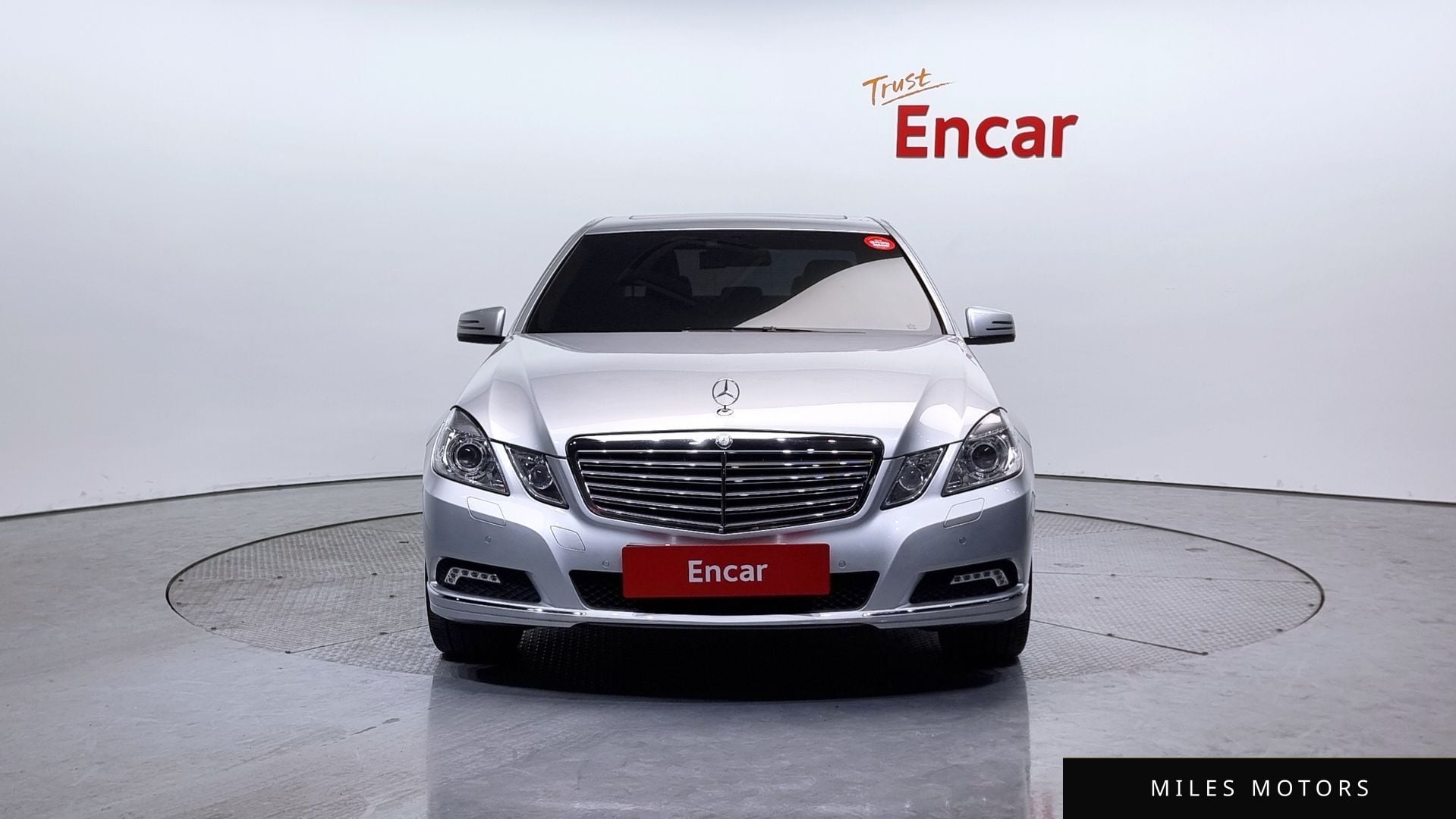 Mercedes-Benz E-Class W212 2010 — миниатюра 3