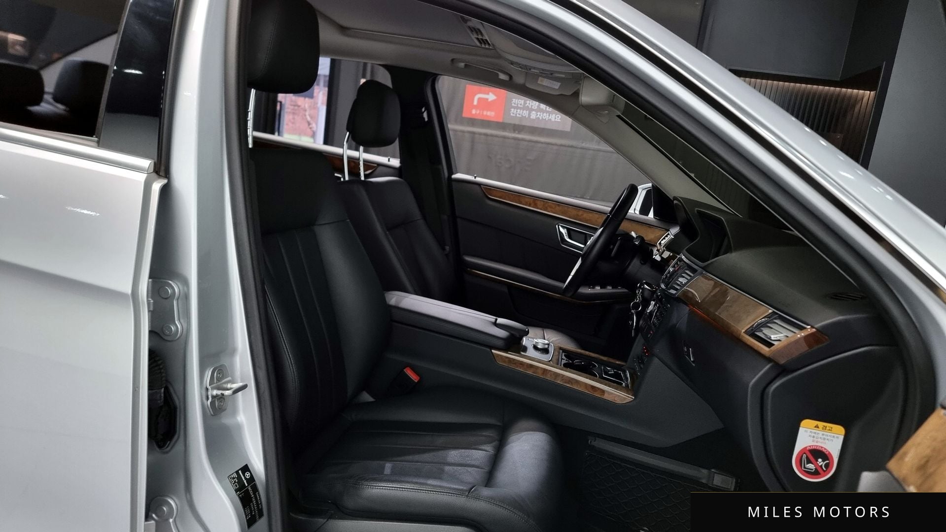 Mercedes-Benz E-Class W212 2010 — миниатюра 10