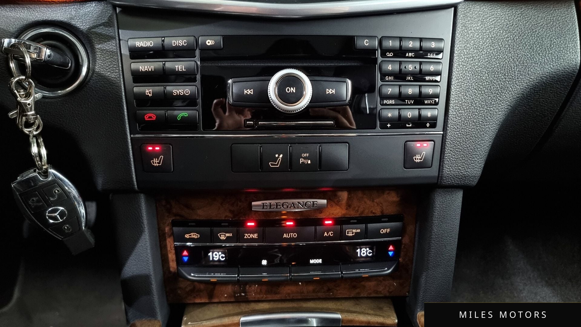 Mercedes-Benz E-Class W212 2010 — миниатюра 18
