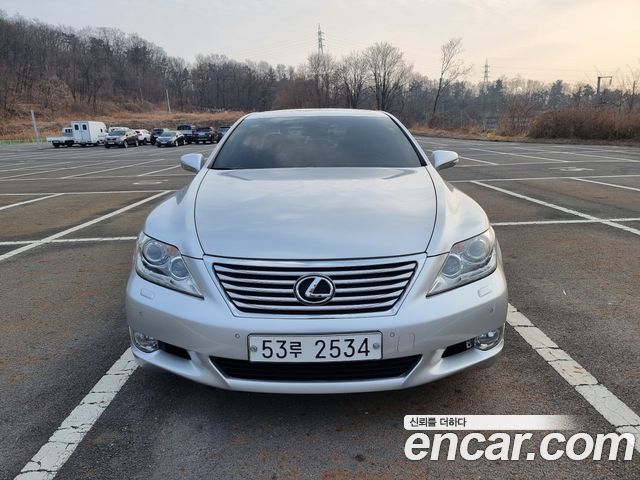 Лексус LS460 2012 — миниатюра 3