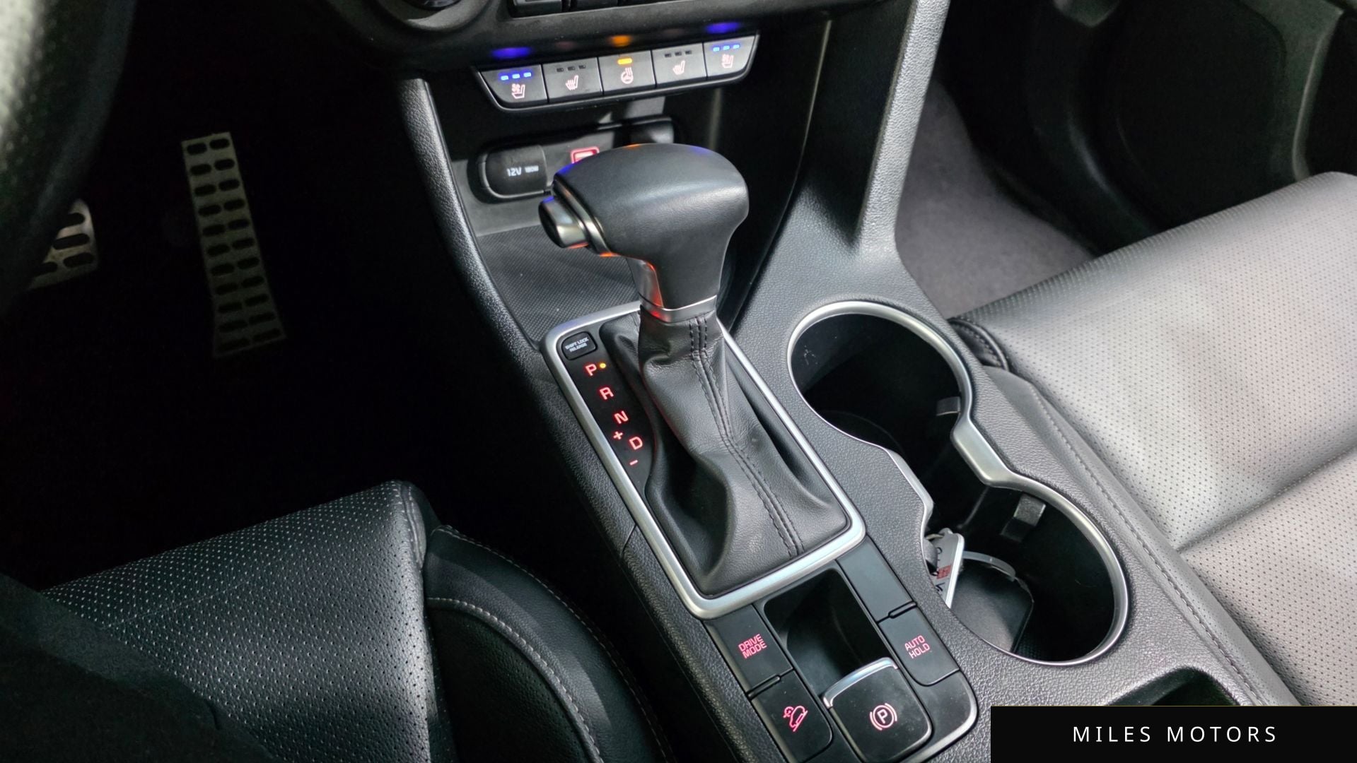 Kia Sportage 2022 — миниатюра 9
