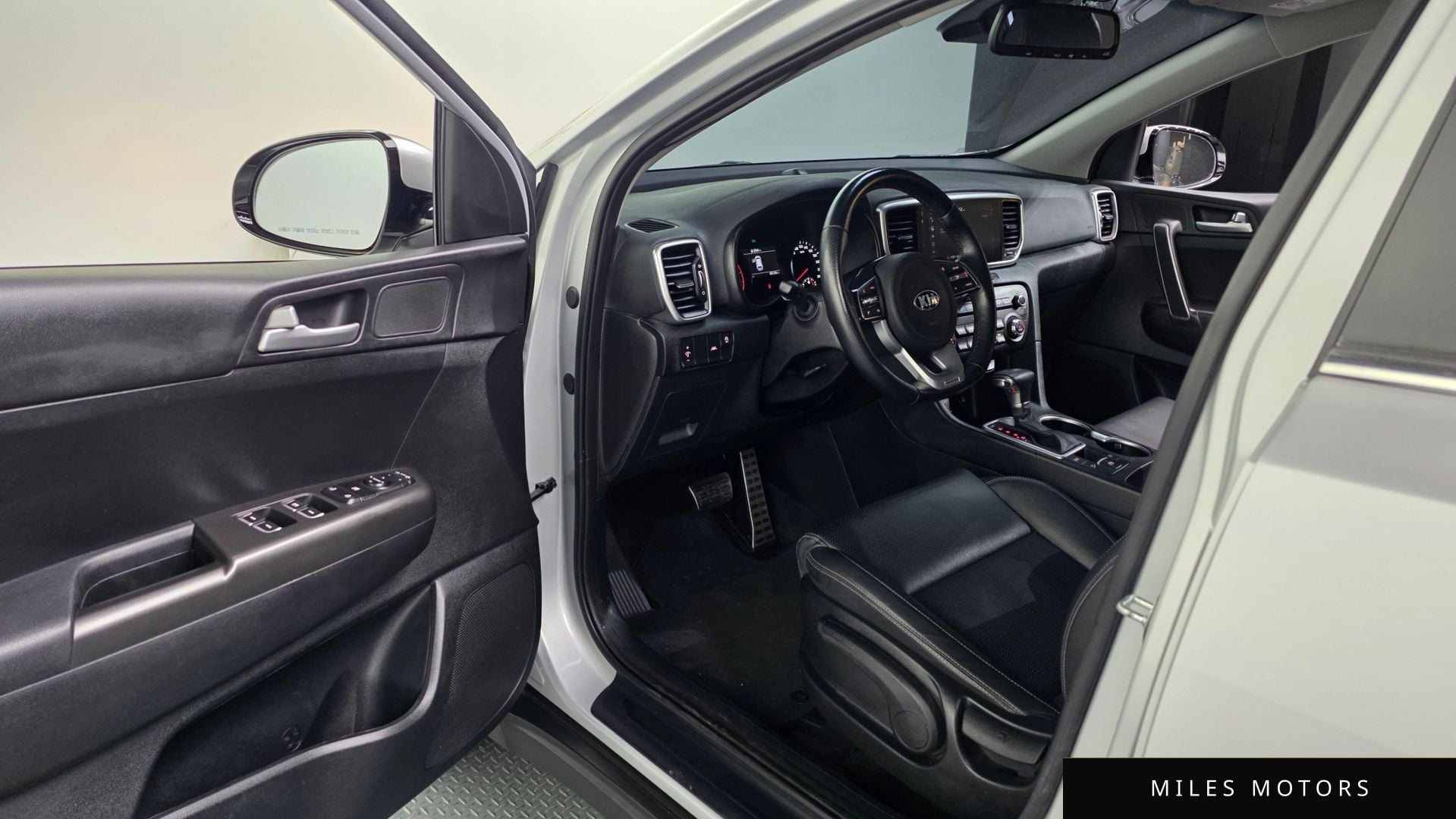 Kia Sportage 2022 — миниатюра 10