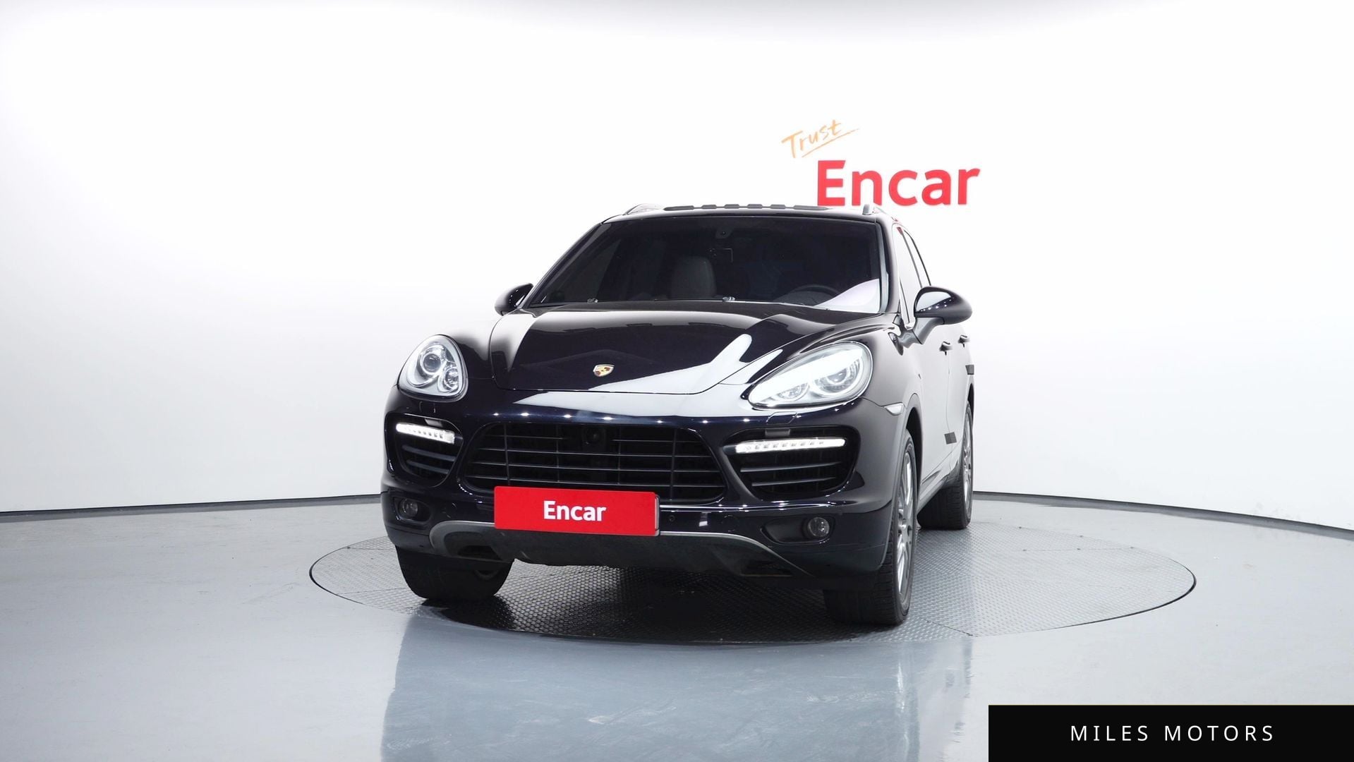 Porsche Cayenne 2011 — миниатюра 3