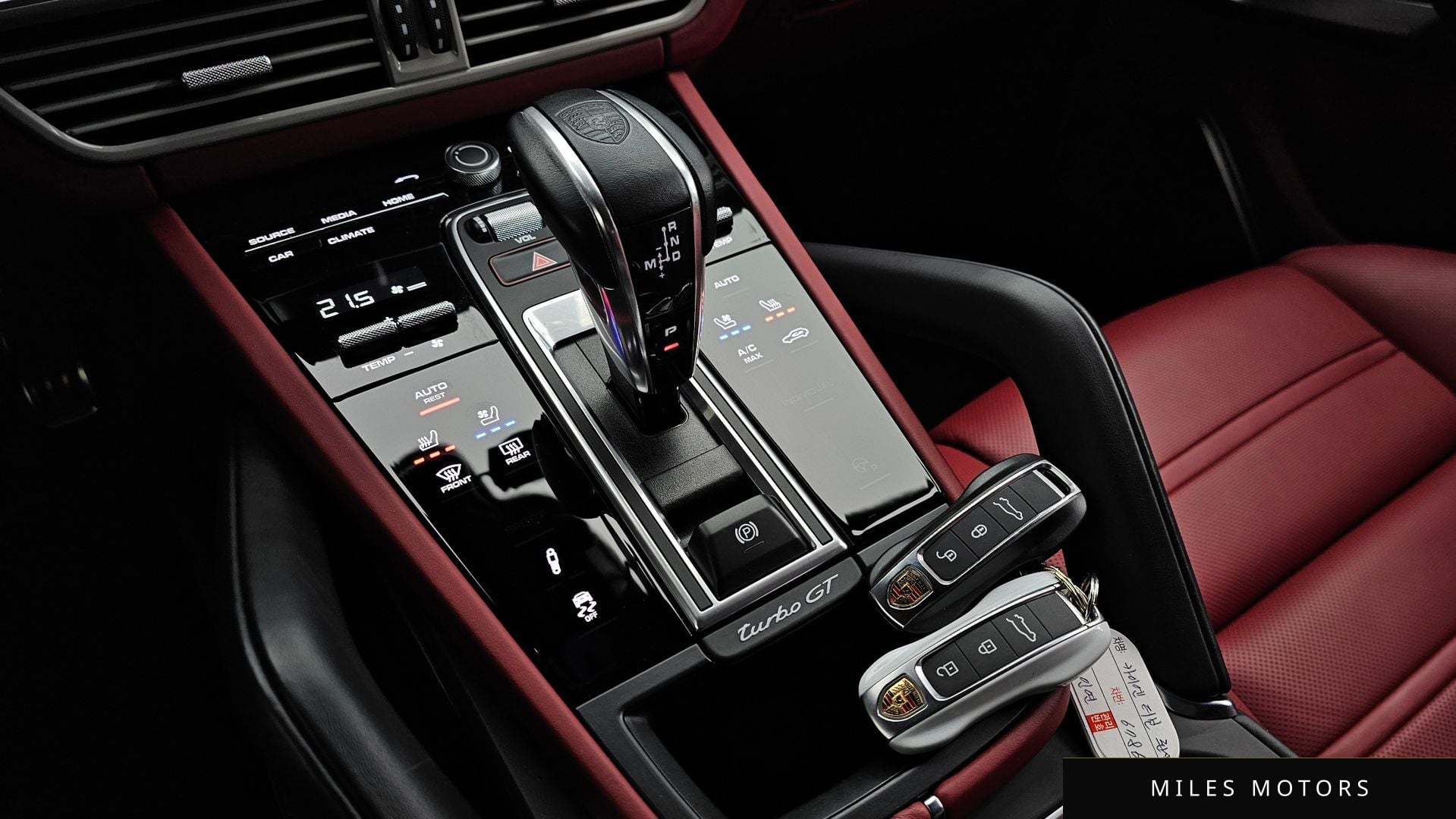 Porsche Cayenne 2023 — миниатюра 9