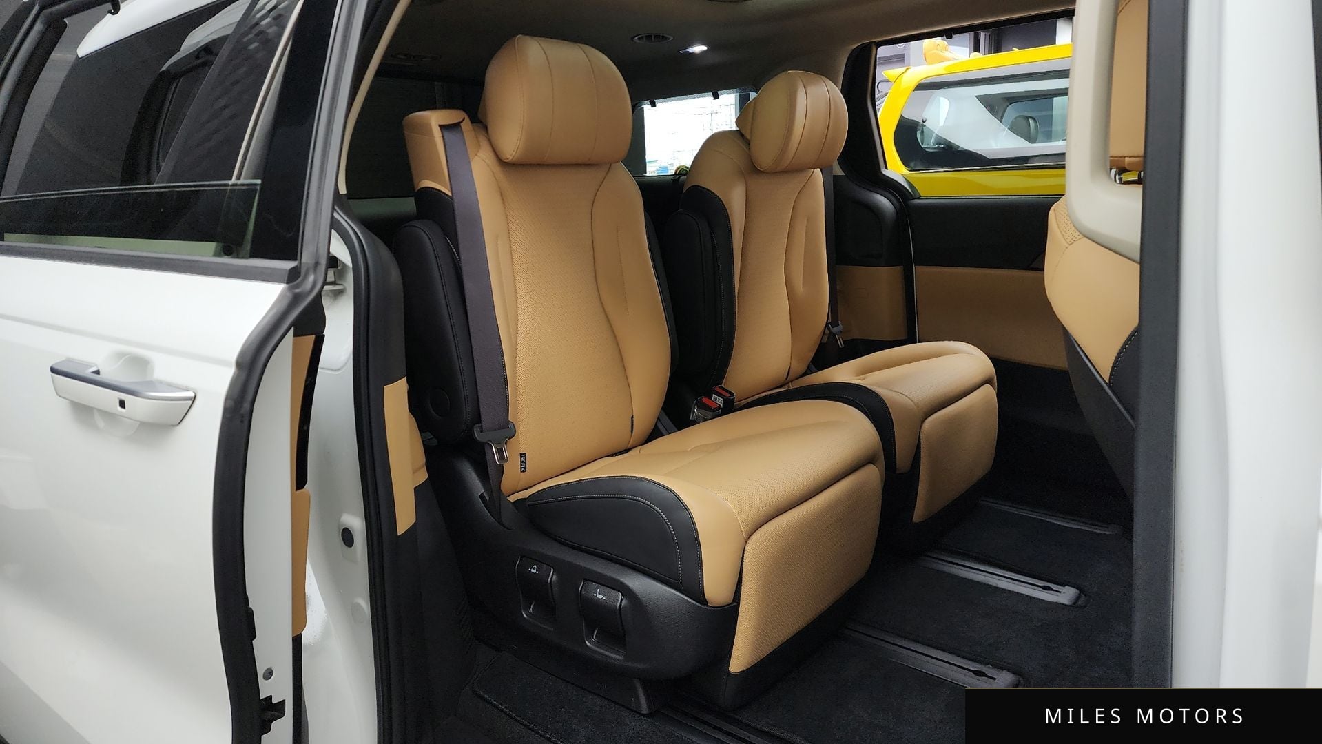 Kia Carnival 2023 — миниатюра 12
