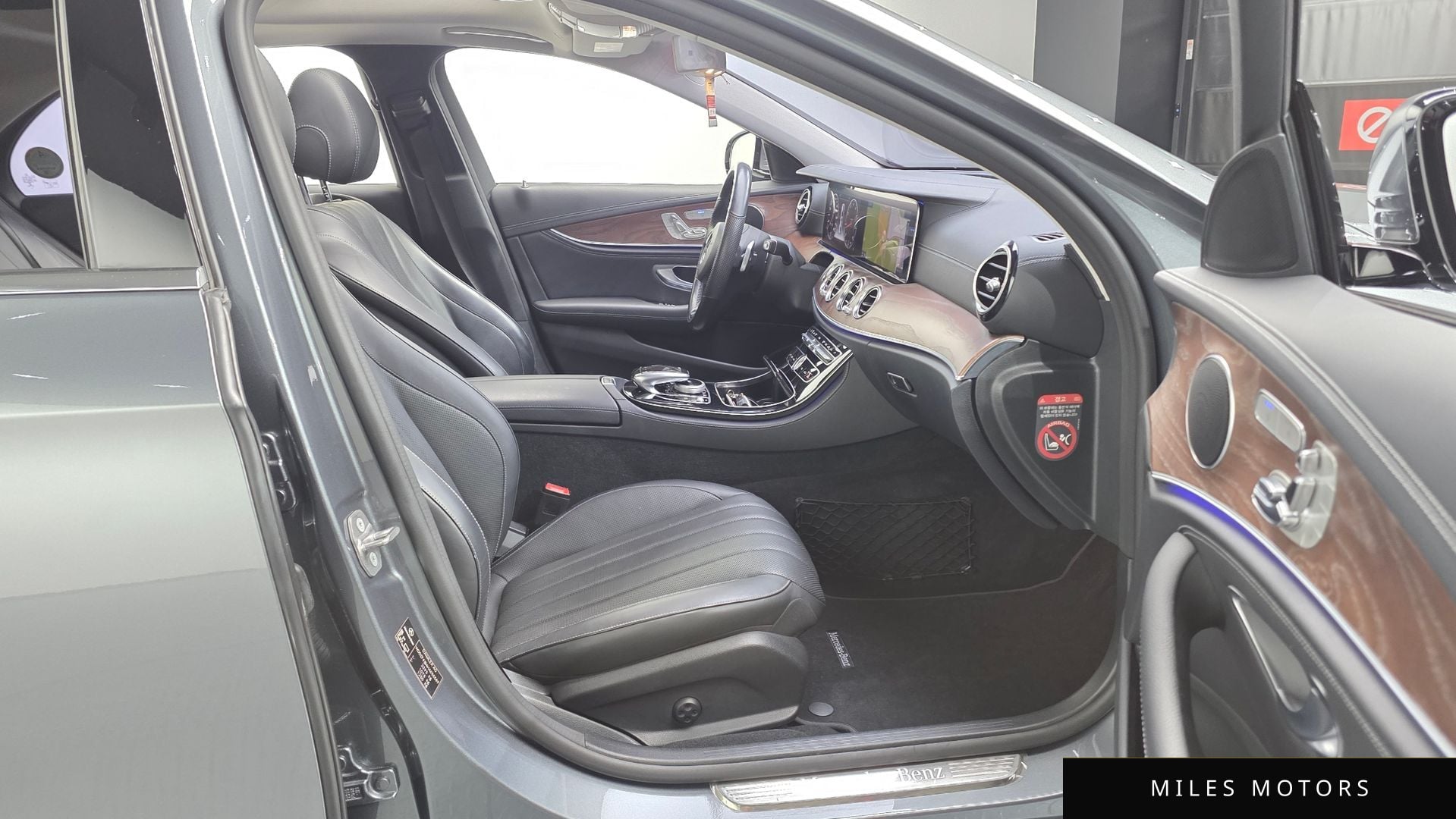 Mercedes-Benz E-Class W213 2017 — миниатюра 10