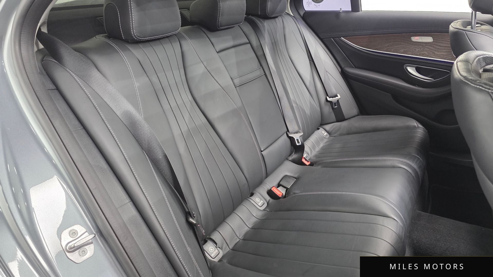 Mercedes-Benz E-Class W213 2017 — миниатюра 12