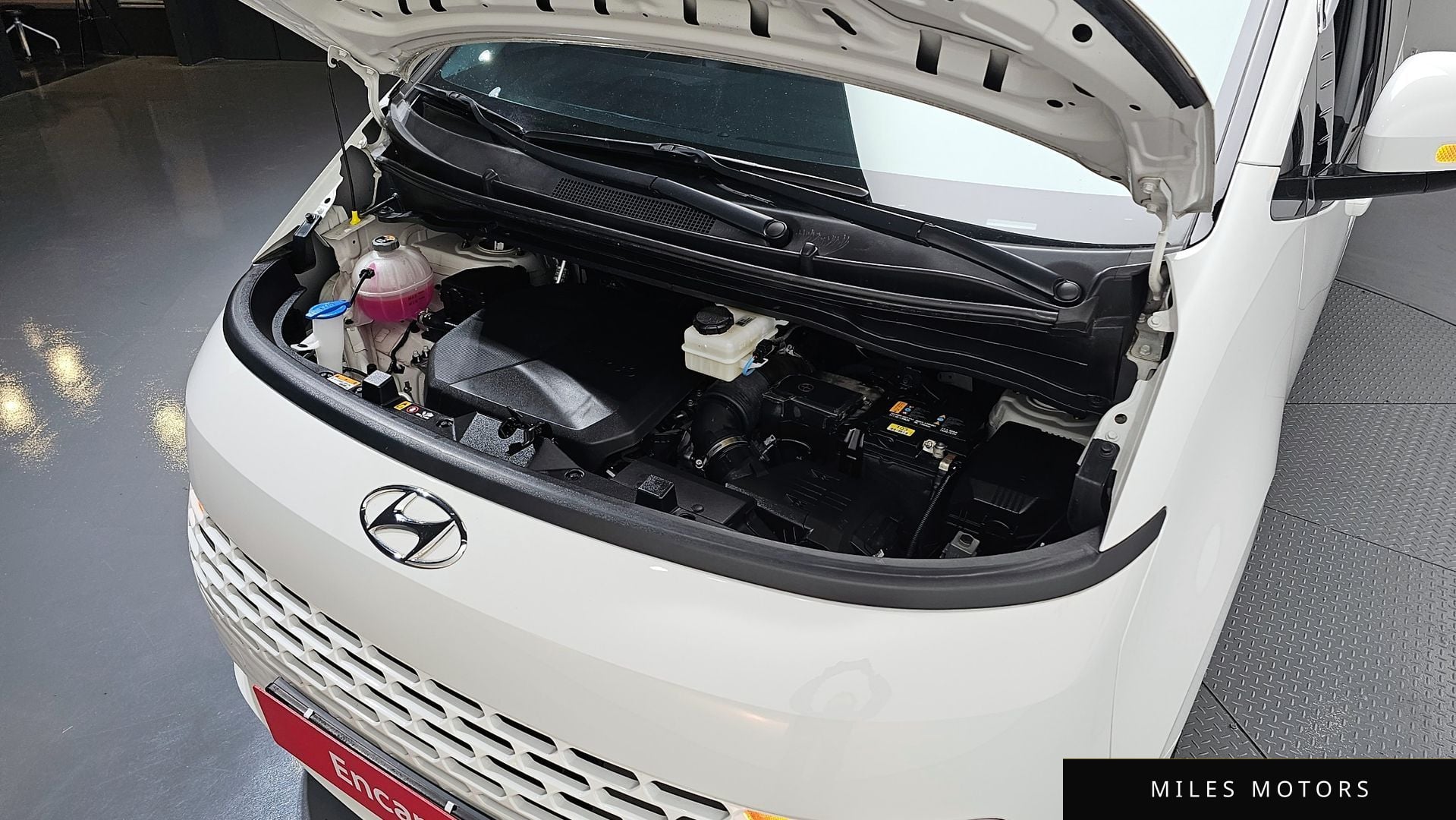 Hyundai Staria 2023 — миниатюра 6