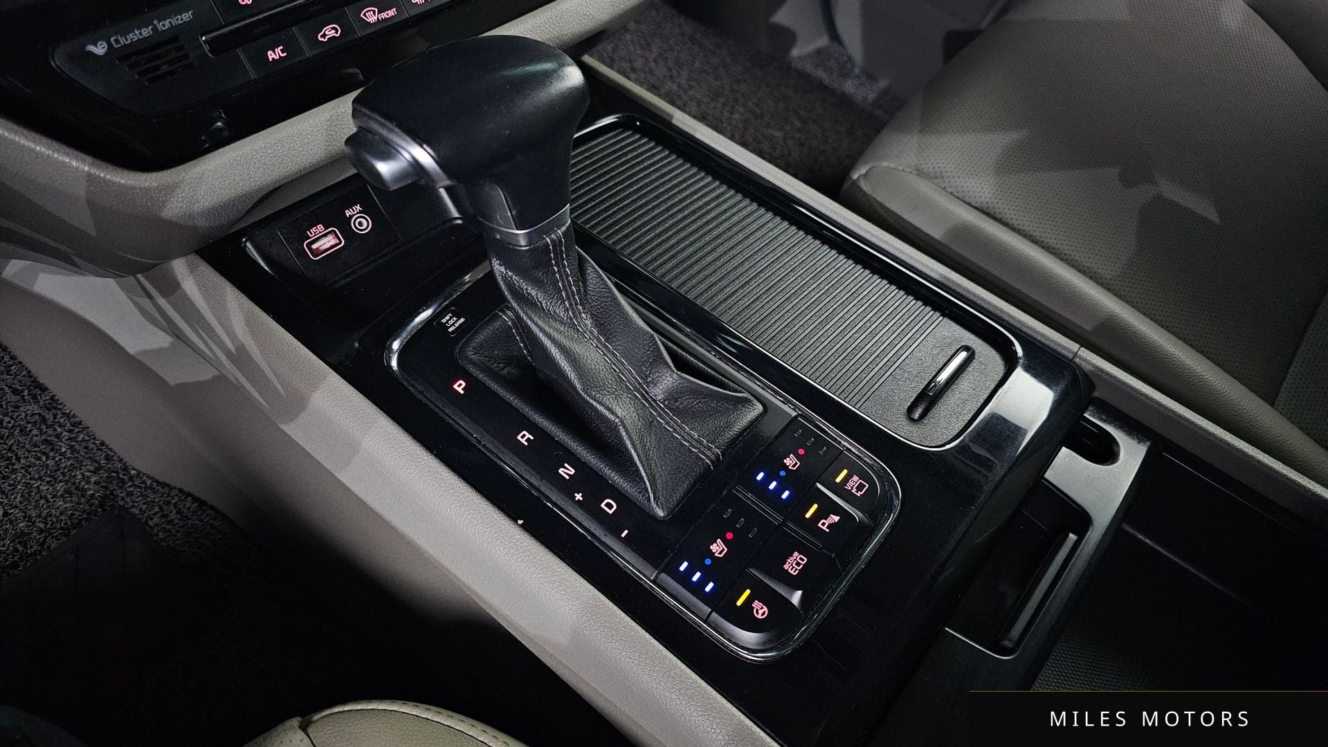 Kia Canival 2018 — миниатюра 9