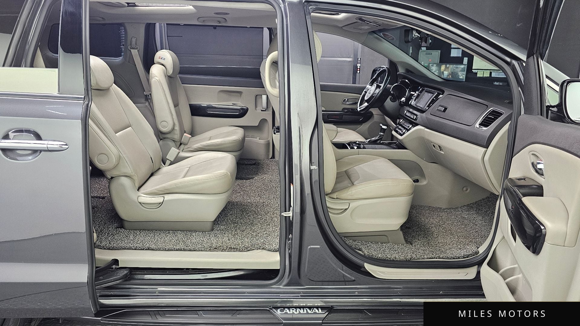 Kia Canival 2018 — миниатюра 11