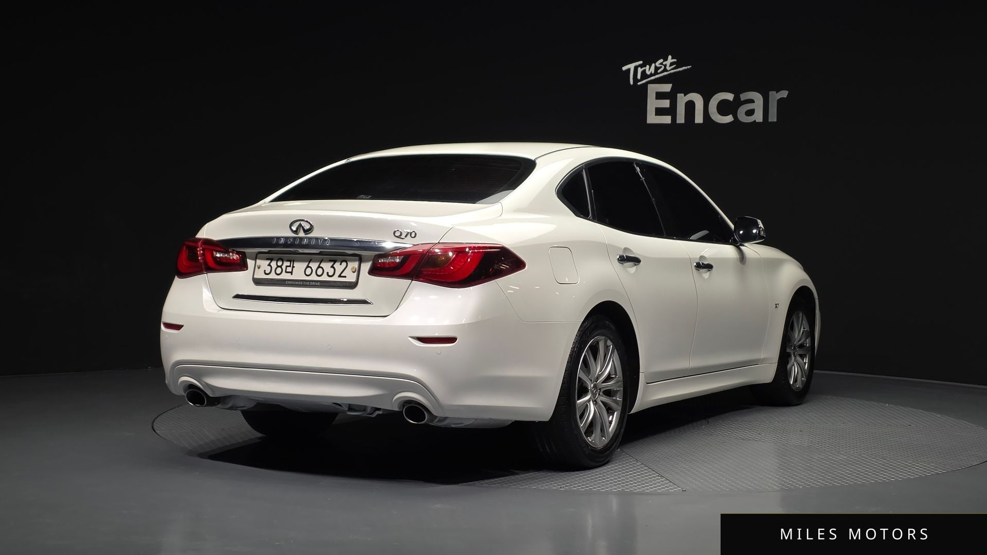 Infiniti Q70 2018 — миниатюра 2