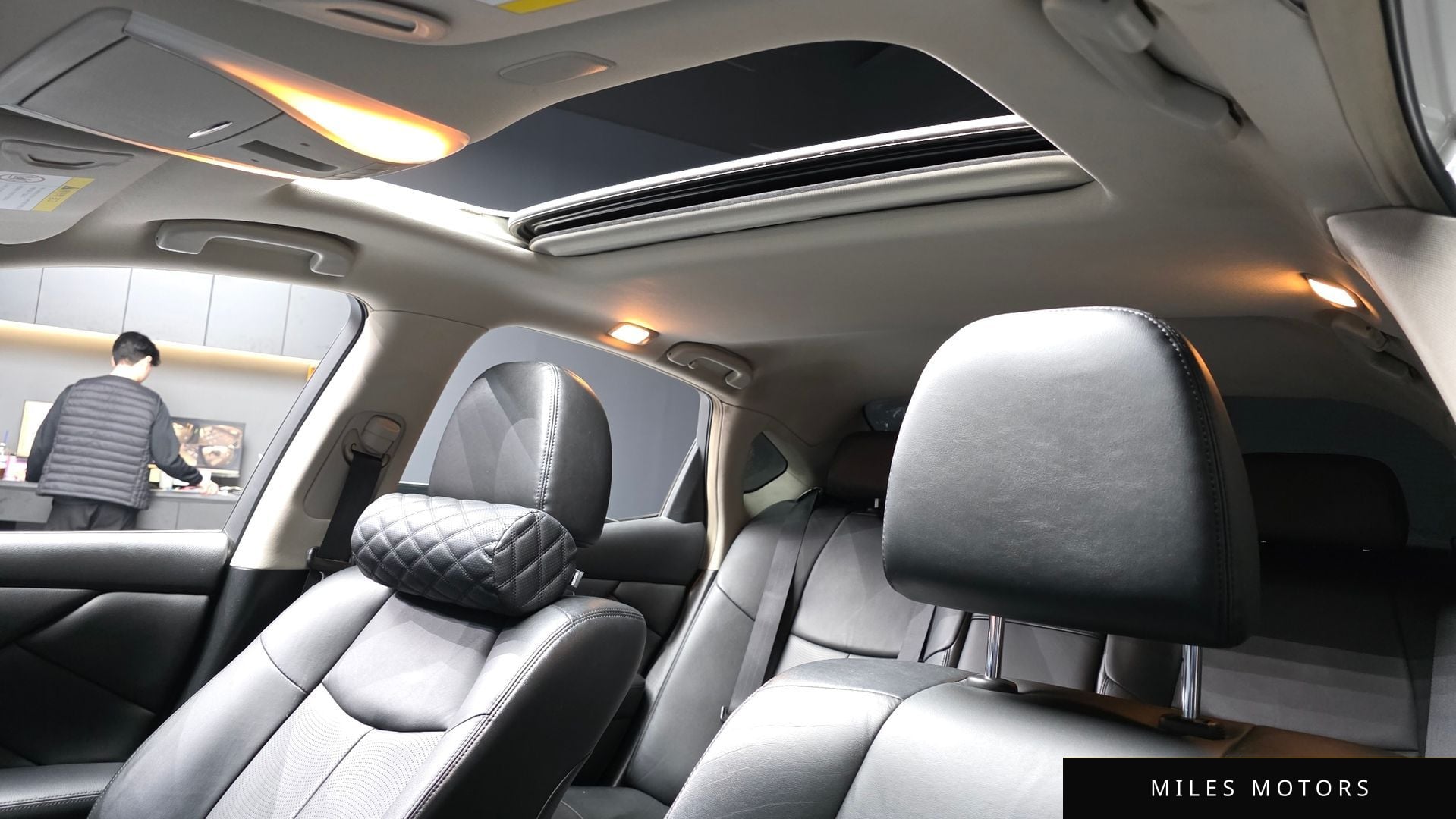 Infiniti Q70 2018 — миниатюра 19