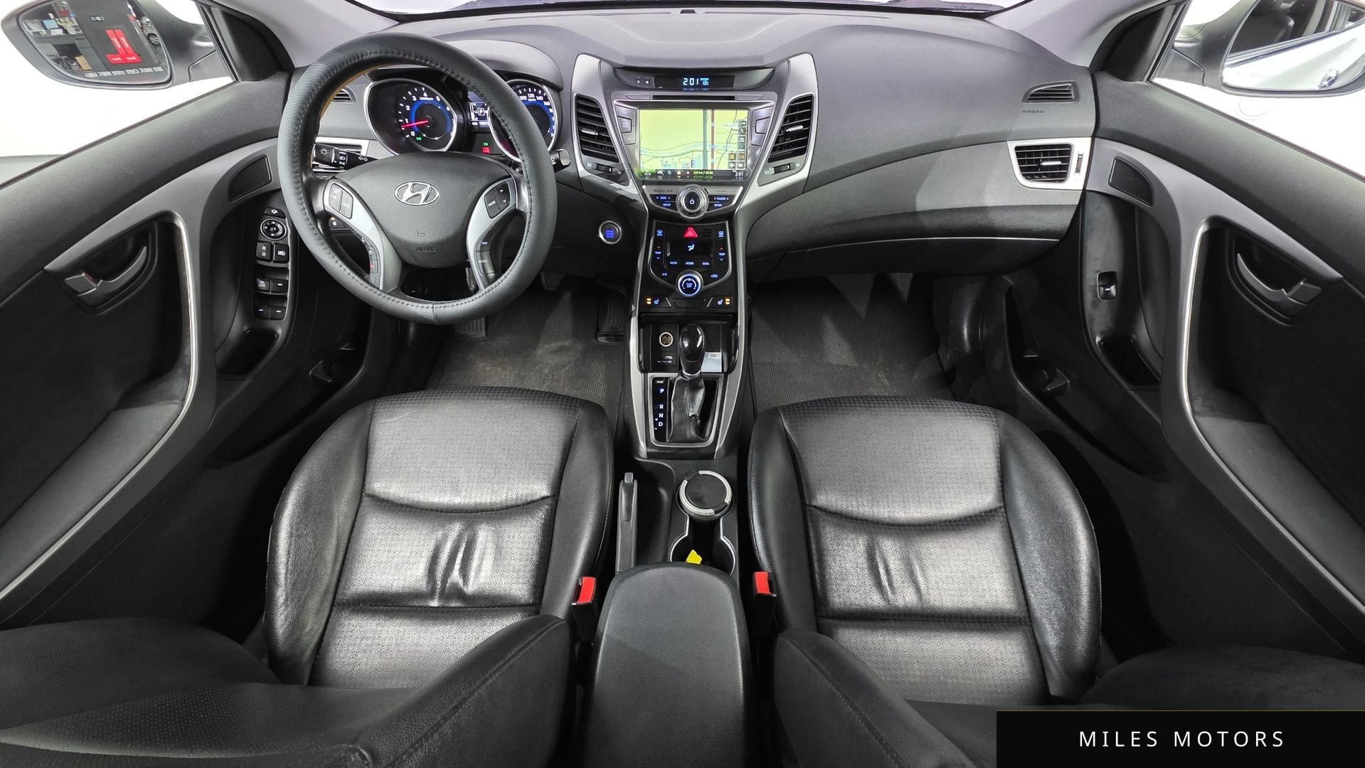 Hyundai AVANTE 2016 — миниатюра 7