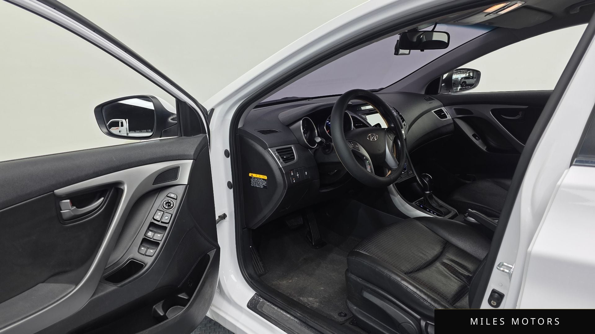 Hyundai AVANTE 2016 — миниатюра 10