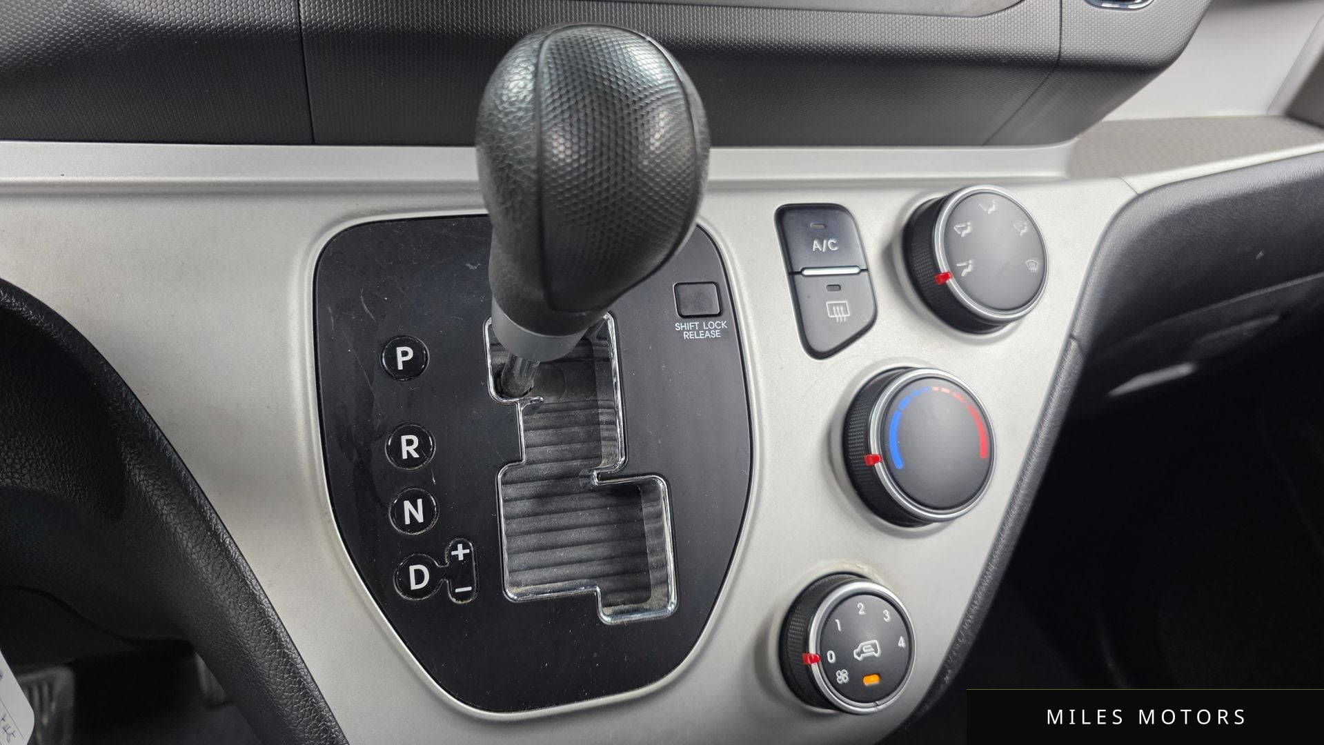 Kia Ray 2014 — миниатюра 9
