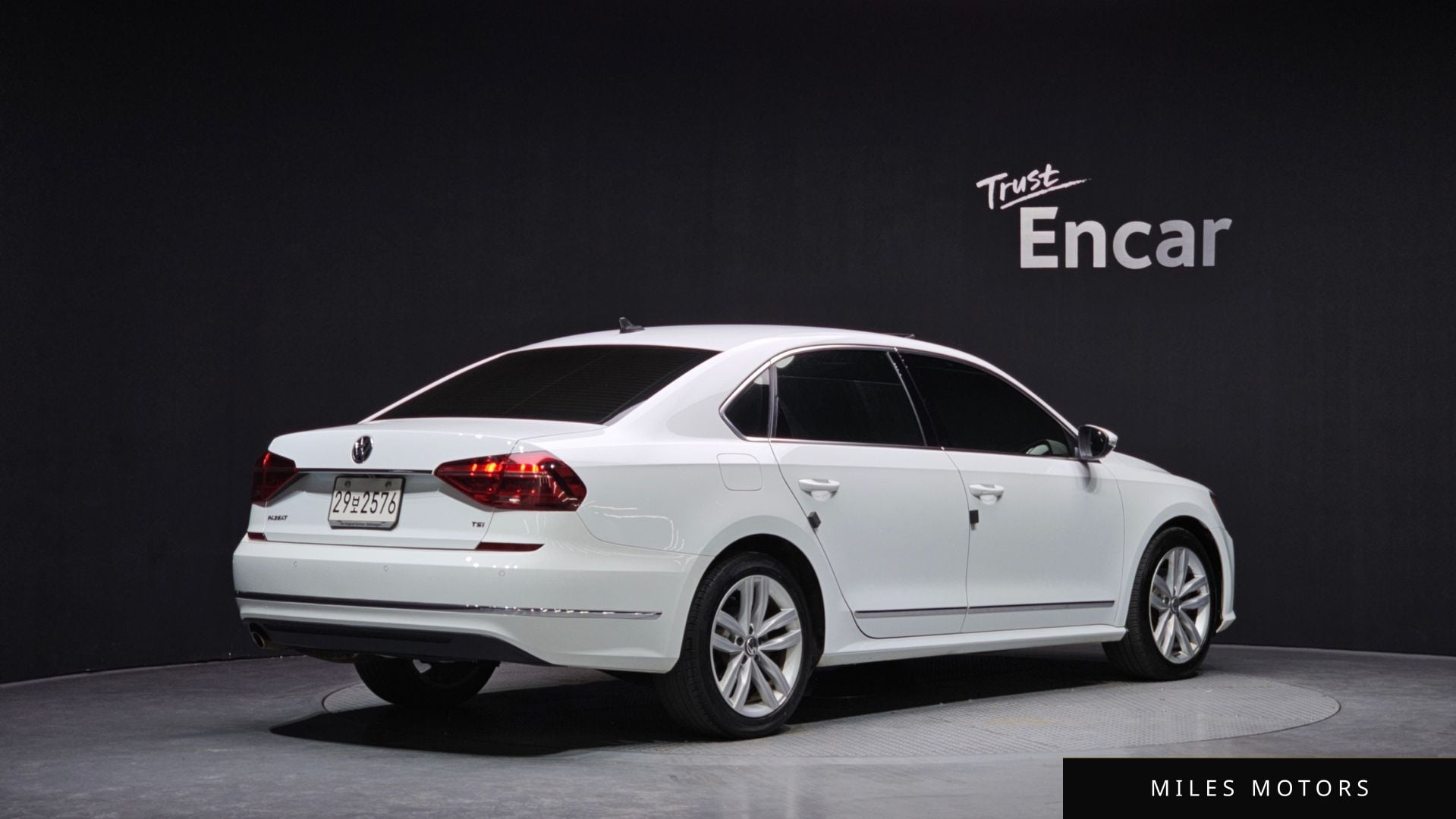 Volkswagen Passat 2018 — миниатюра 2