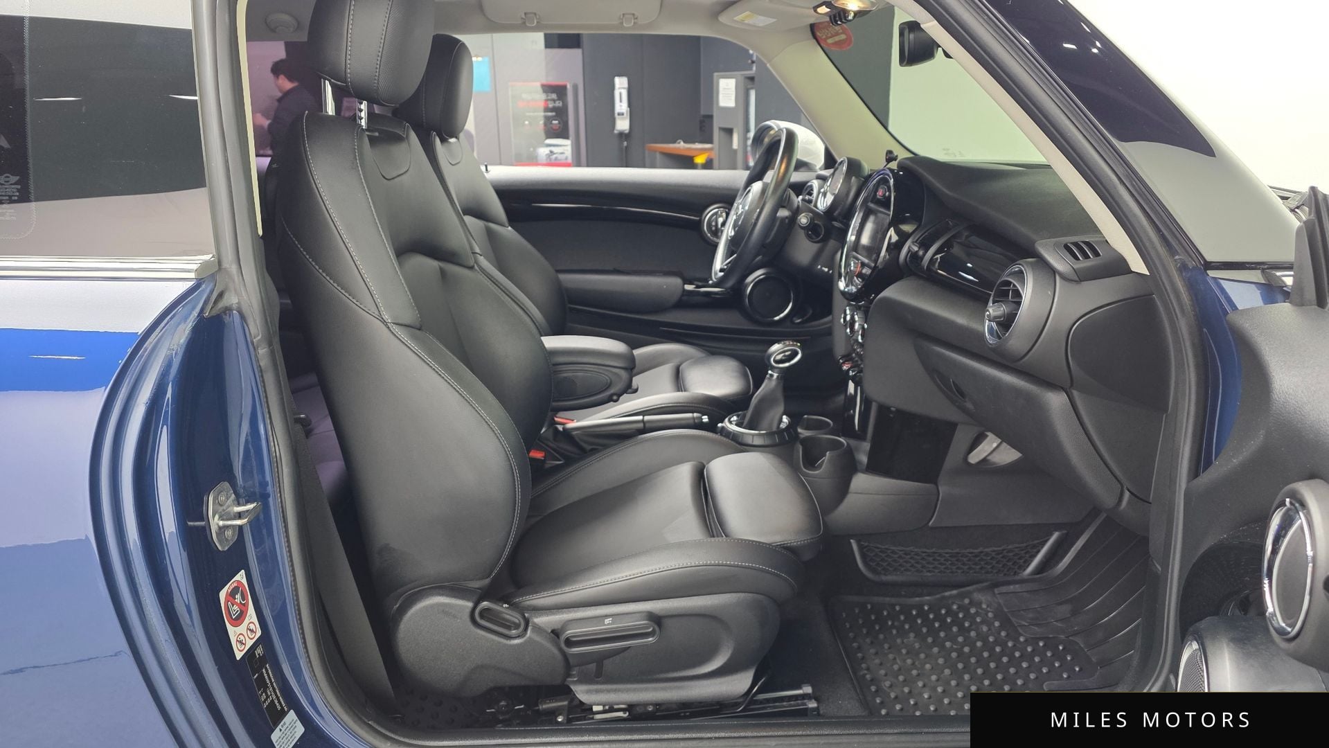 MINI Cooper 2017 — миниатюра 11