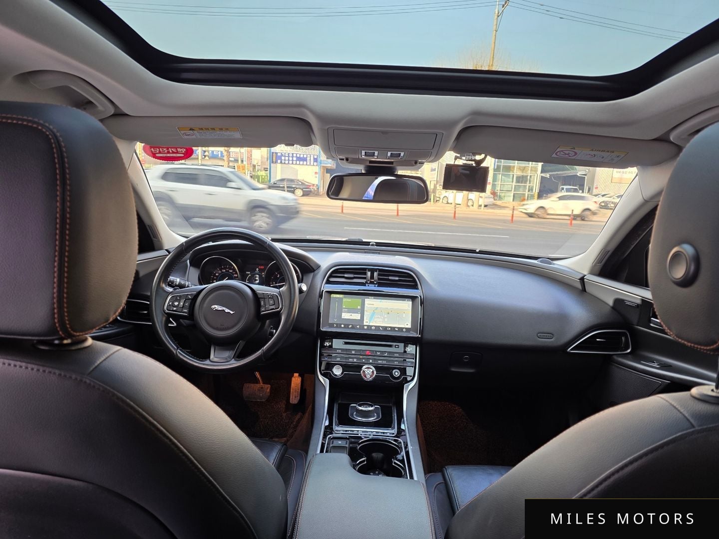 Jaguar XE 2017 — миниатюра 7