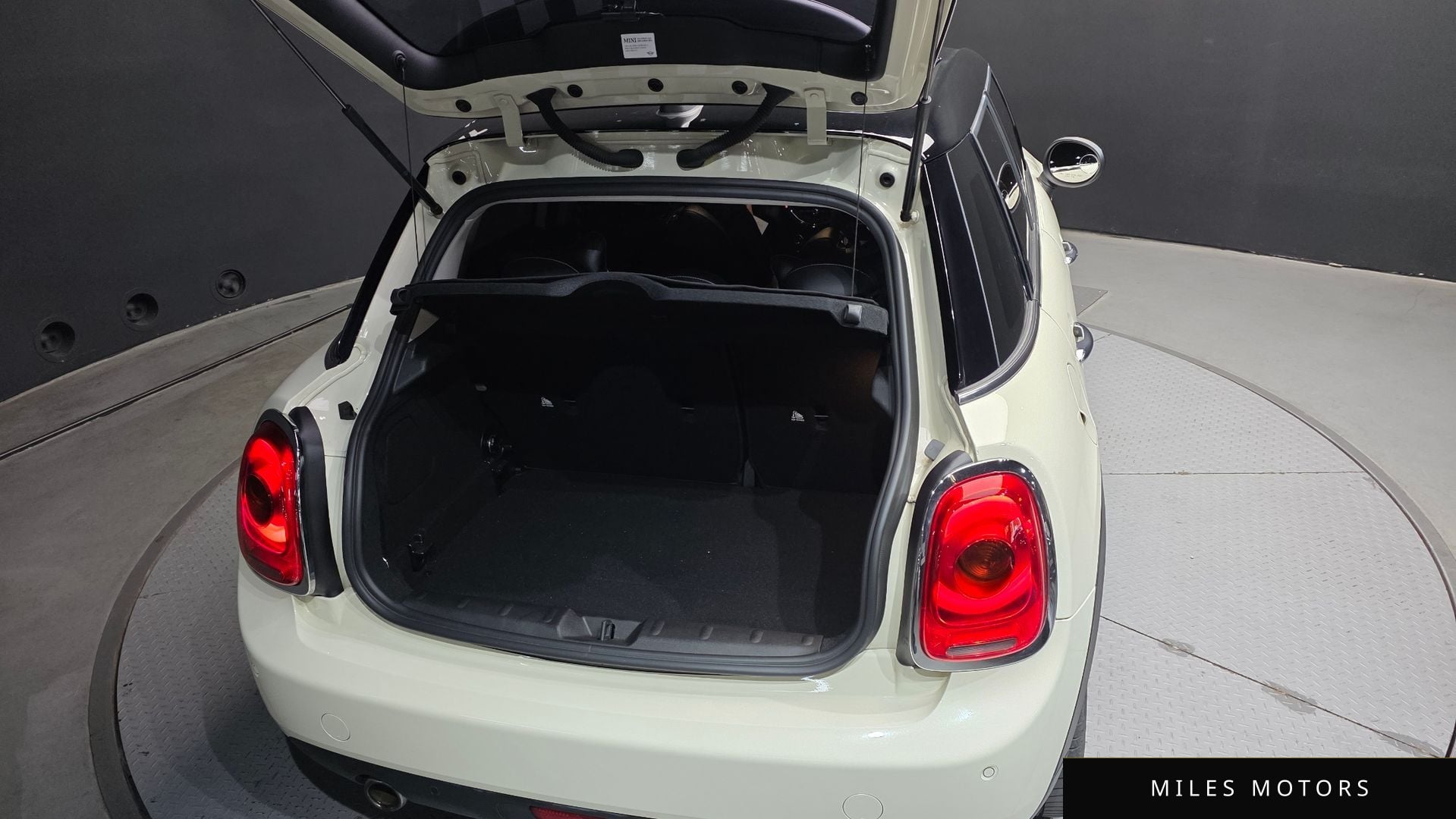 MINI 쿠퍼 2018 — миниатюра 20
