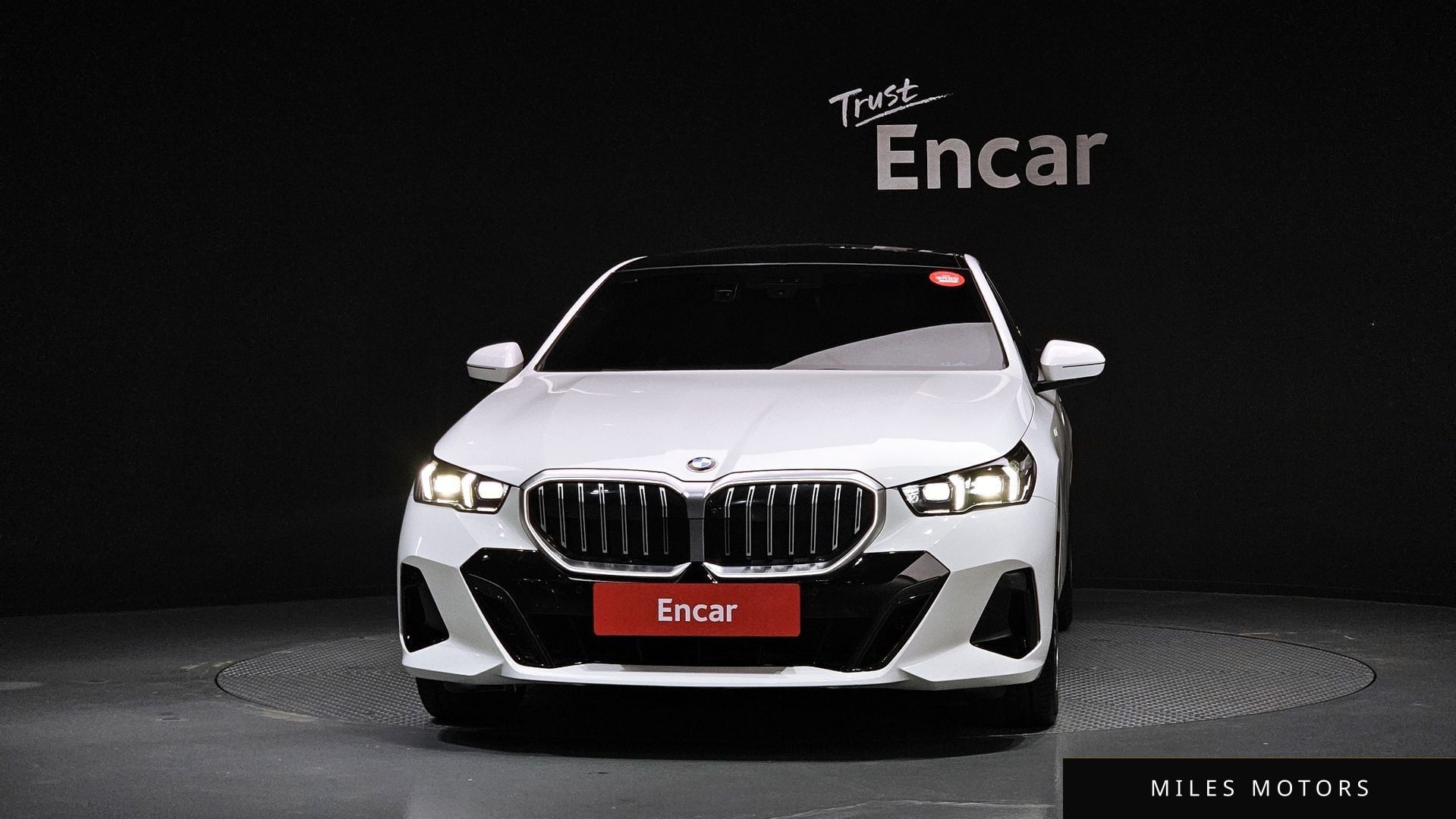 BMW 5시리즈 (G60) 2025 — миниатюра 3