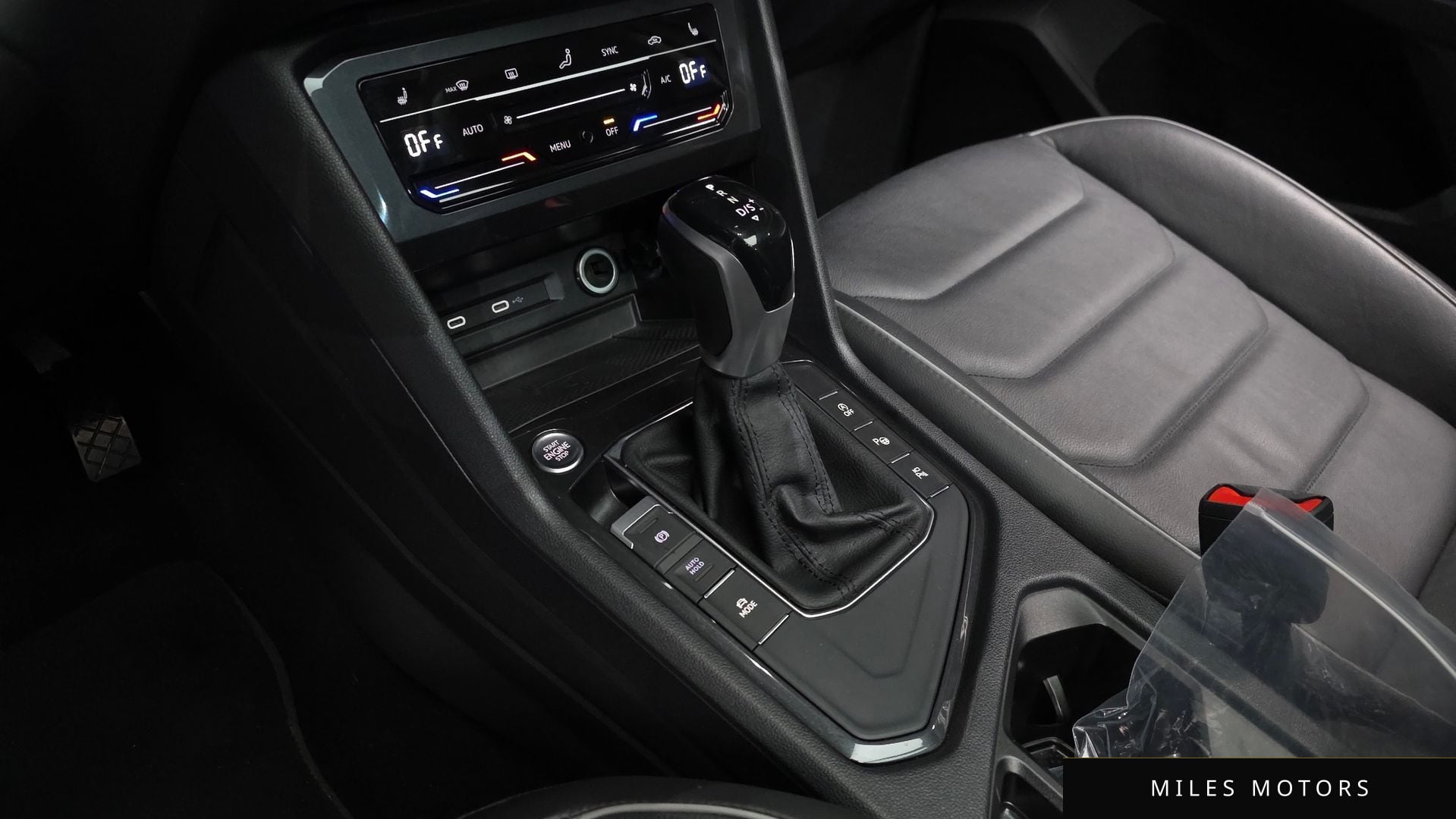 Volkswagen Tiguan 2023 — миниатюра 9
