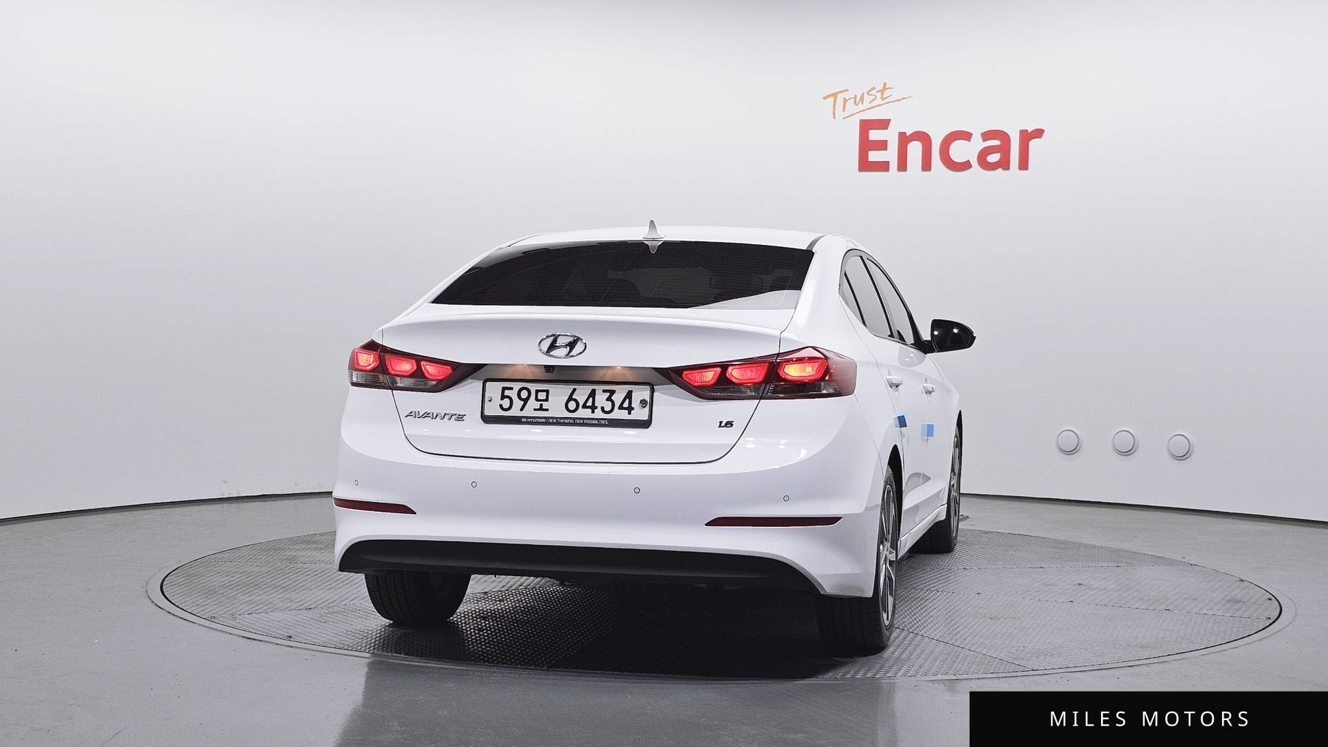 Hyundai AVANTE 2018 — миниатюра 4