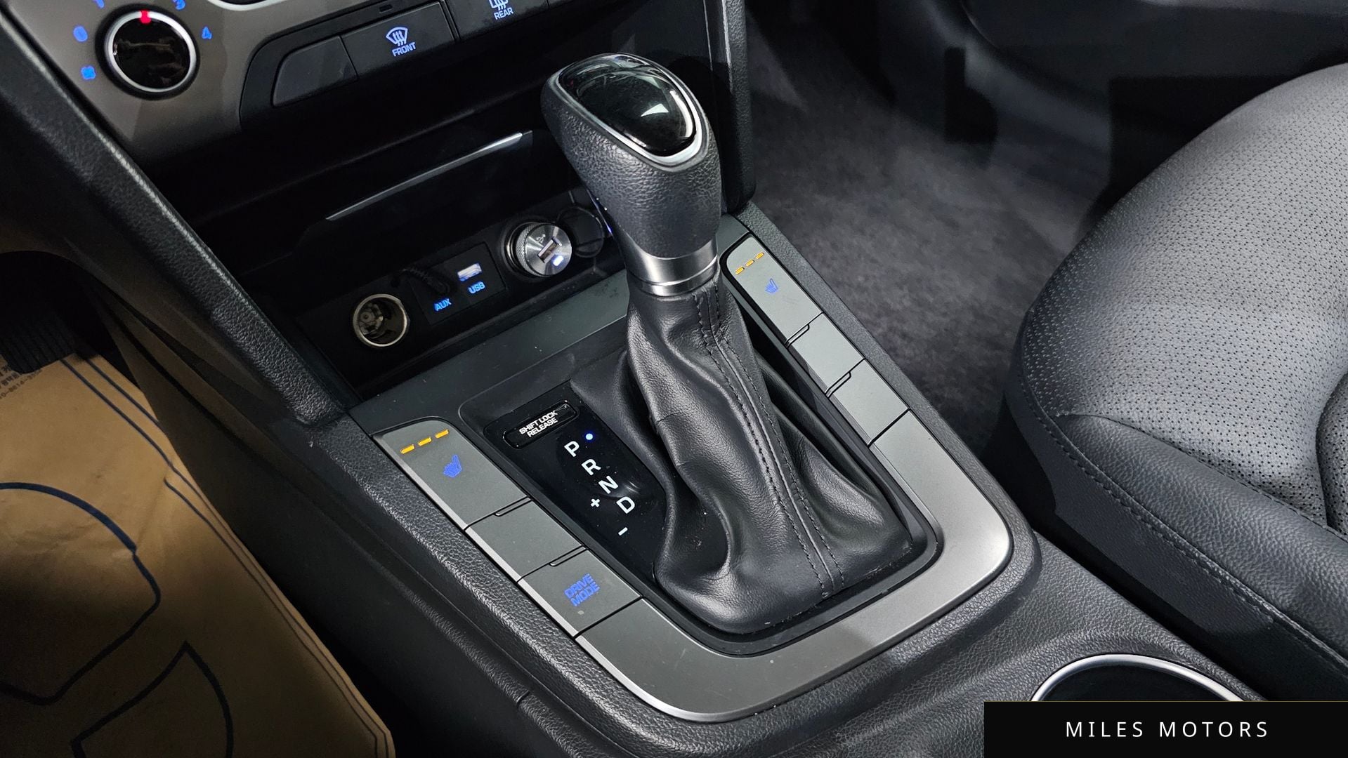 Hyundai AVANTE 2018 — миниатюра 9