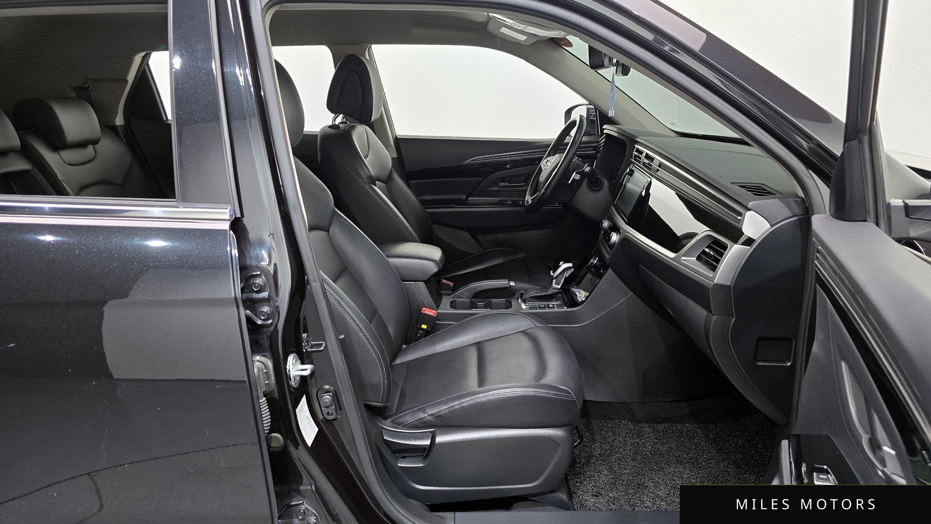 KG Mobility Beautiful Korando 2019 — миниатюра 11