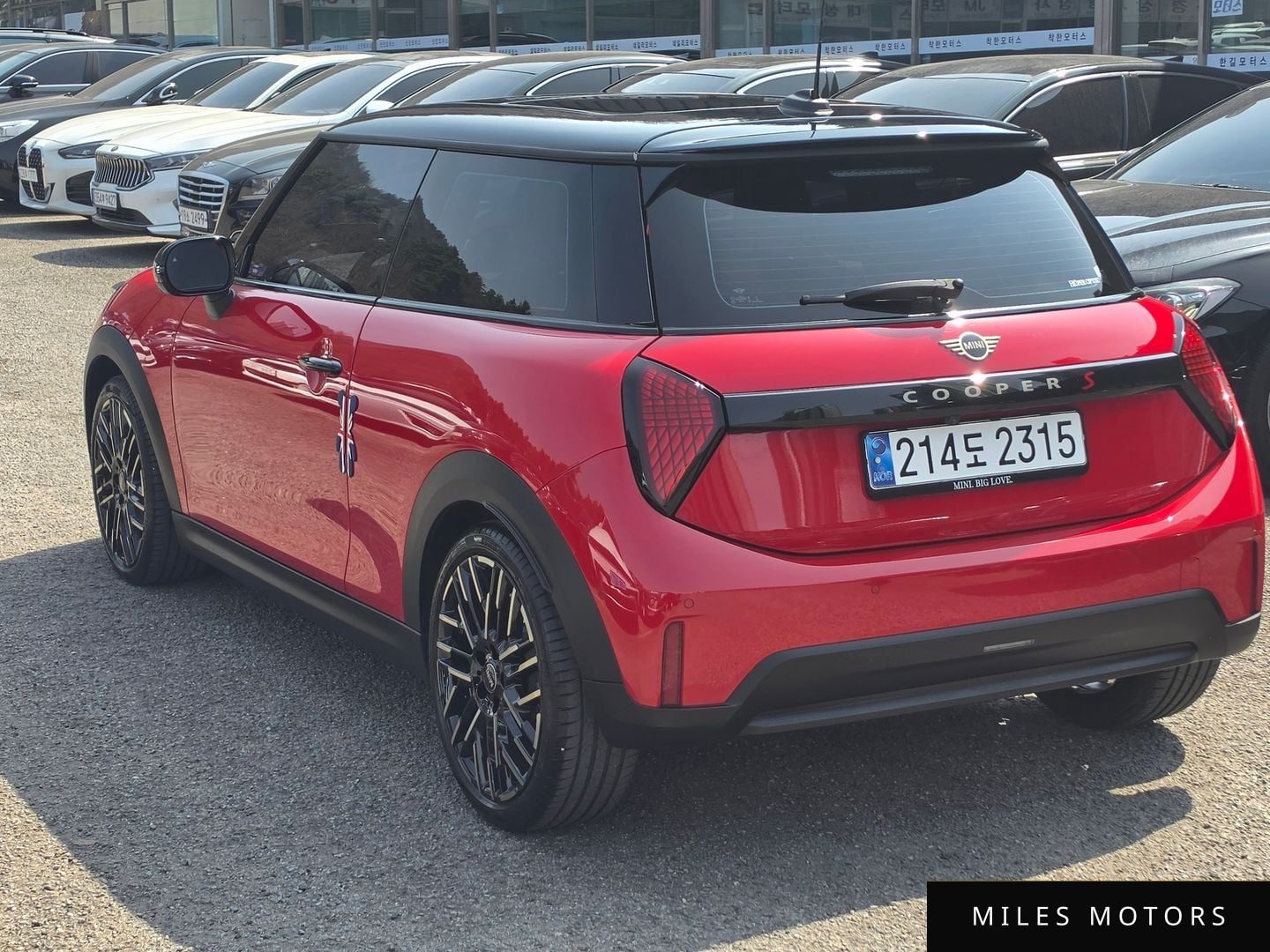MINI Cooper S 2025 — миниатюра 2