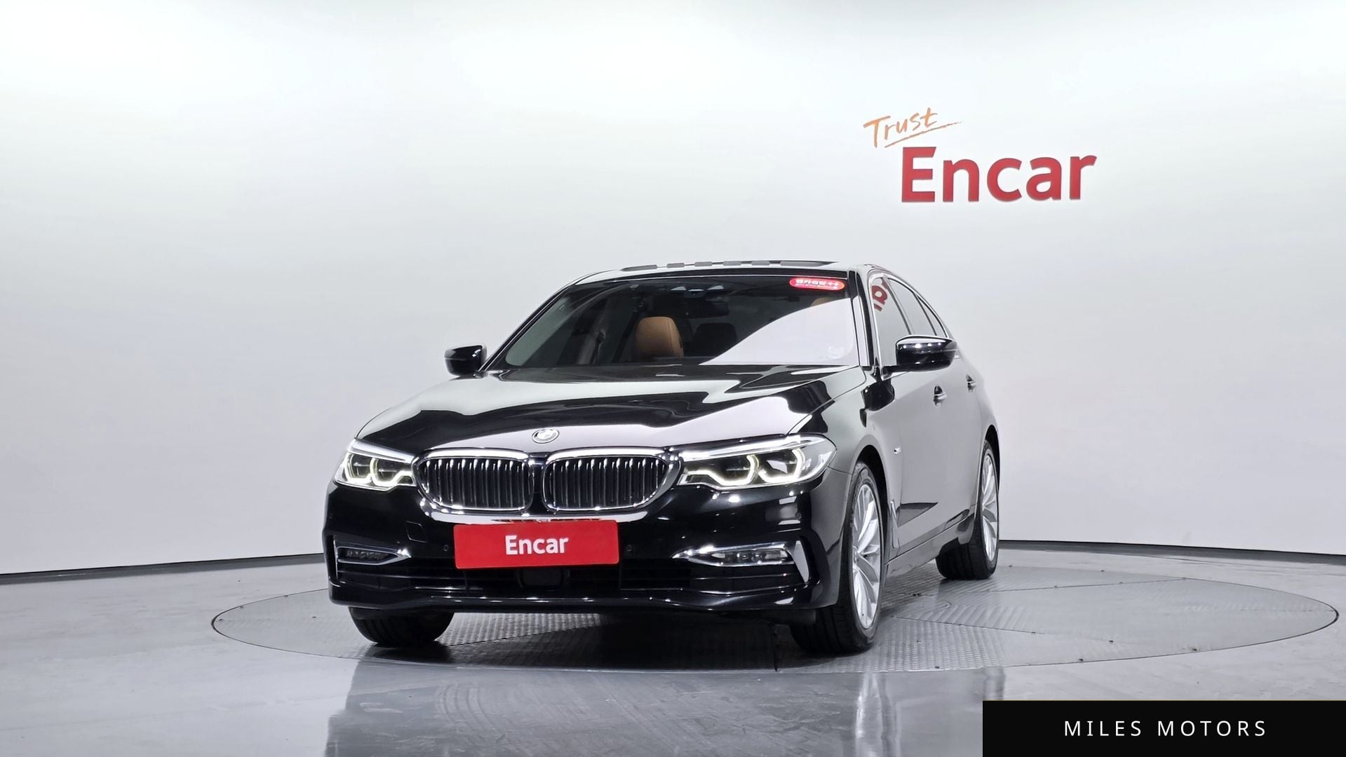 BMW 5 Series (G30) 2018 — миниатюра 2