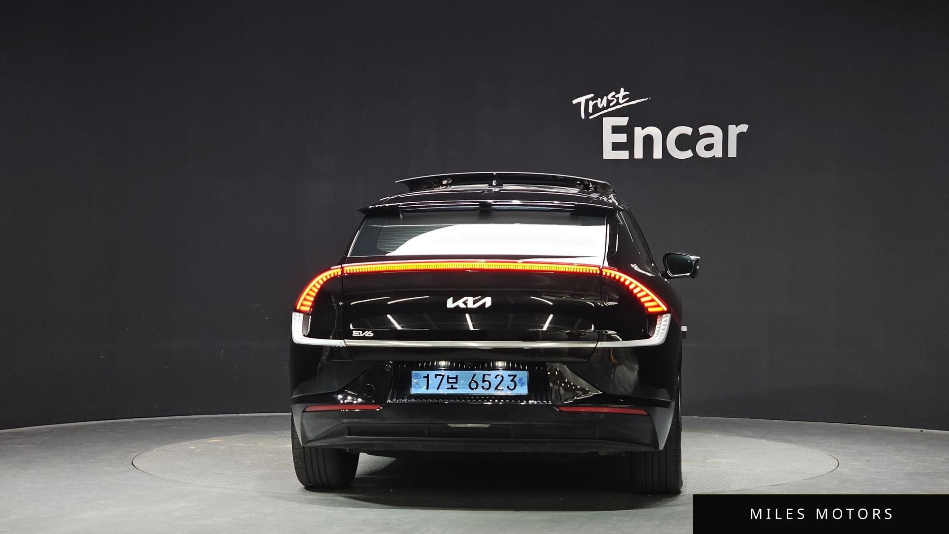 Kia EV6 2023 — миниатюра 4