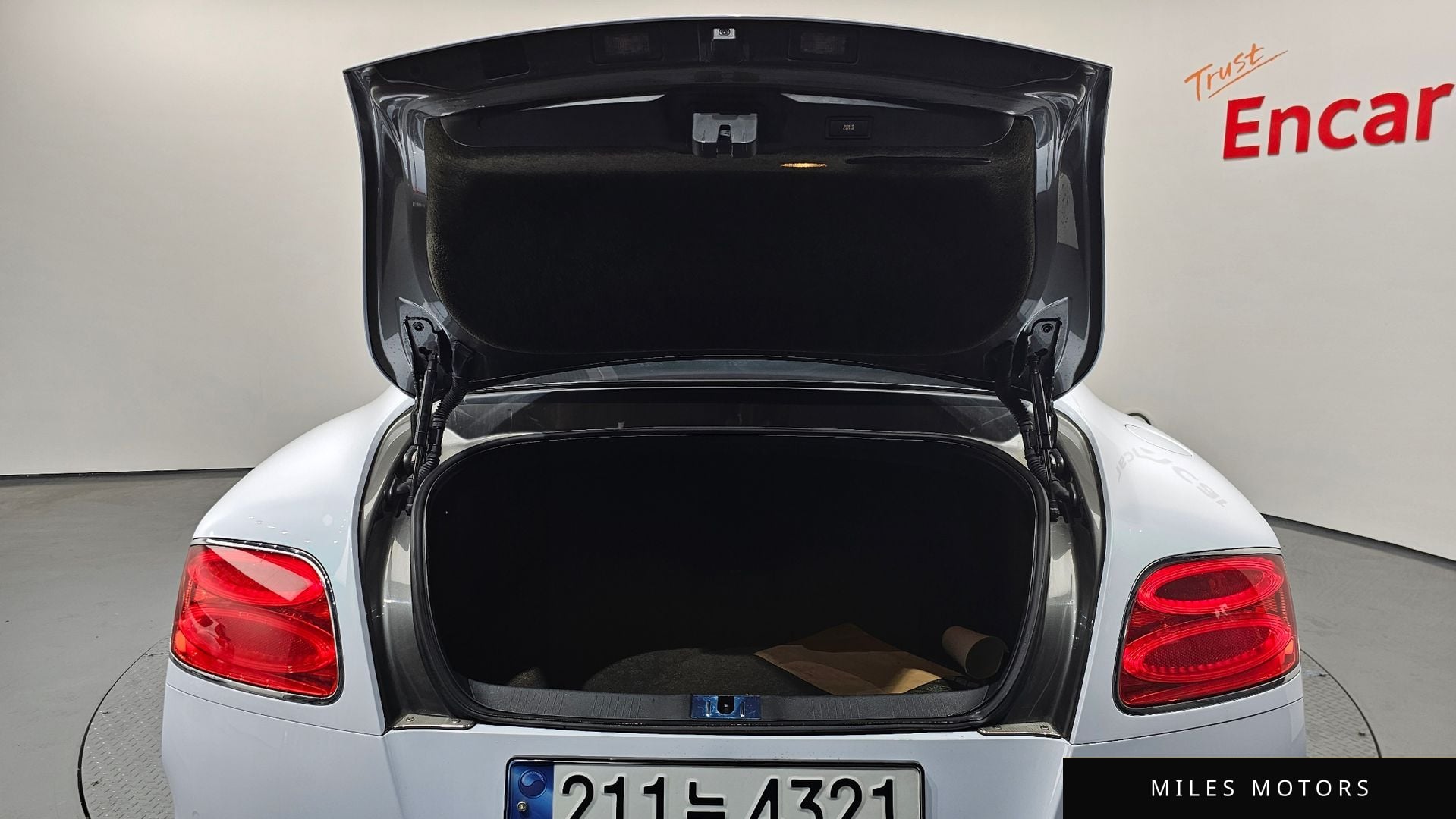 Bentley 컨티넨탈 GT 2015 — миниатюра 19