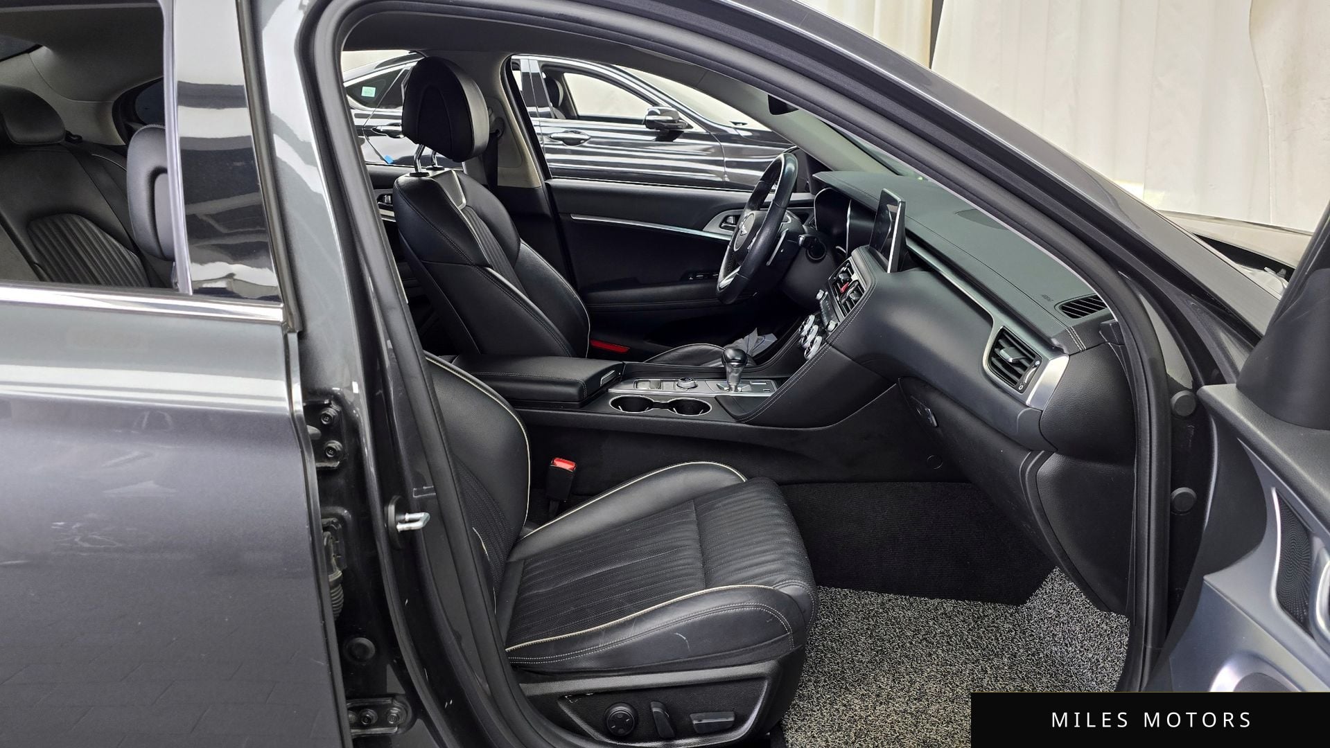 Genesis G70 2018 — миниатюра 11