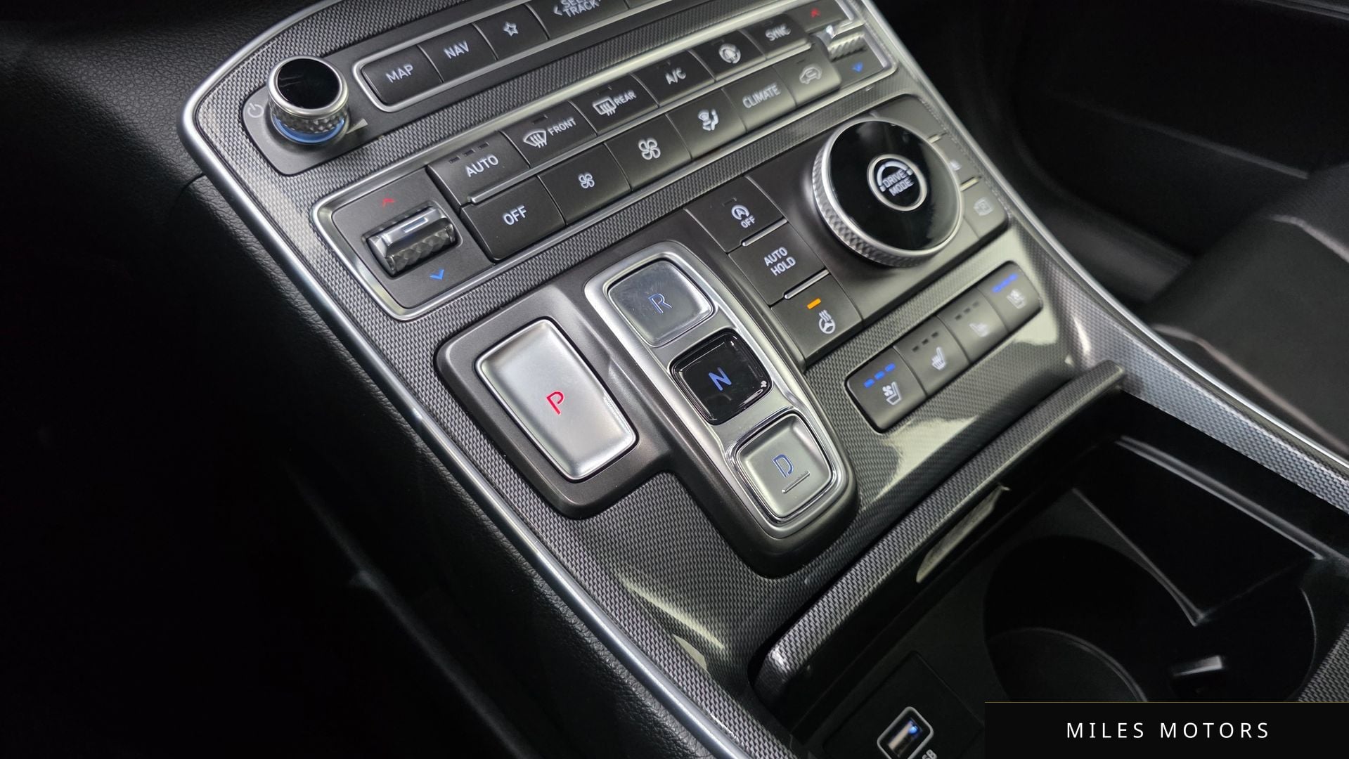Hyundai Santafe 2021 — миниатюра 9