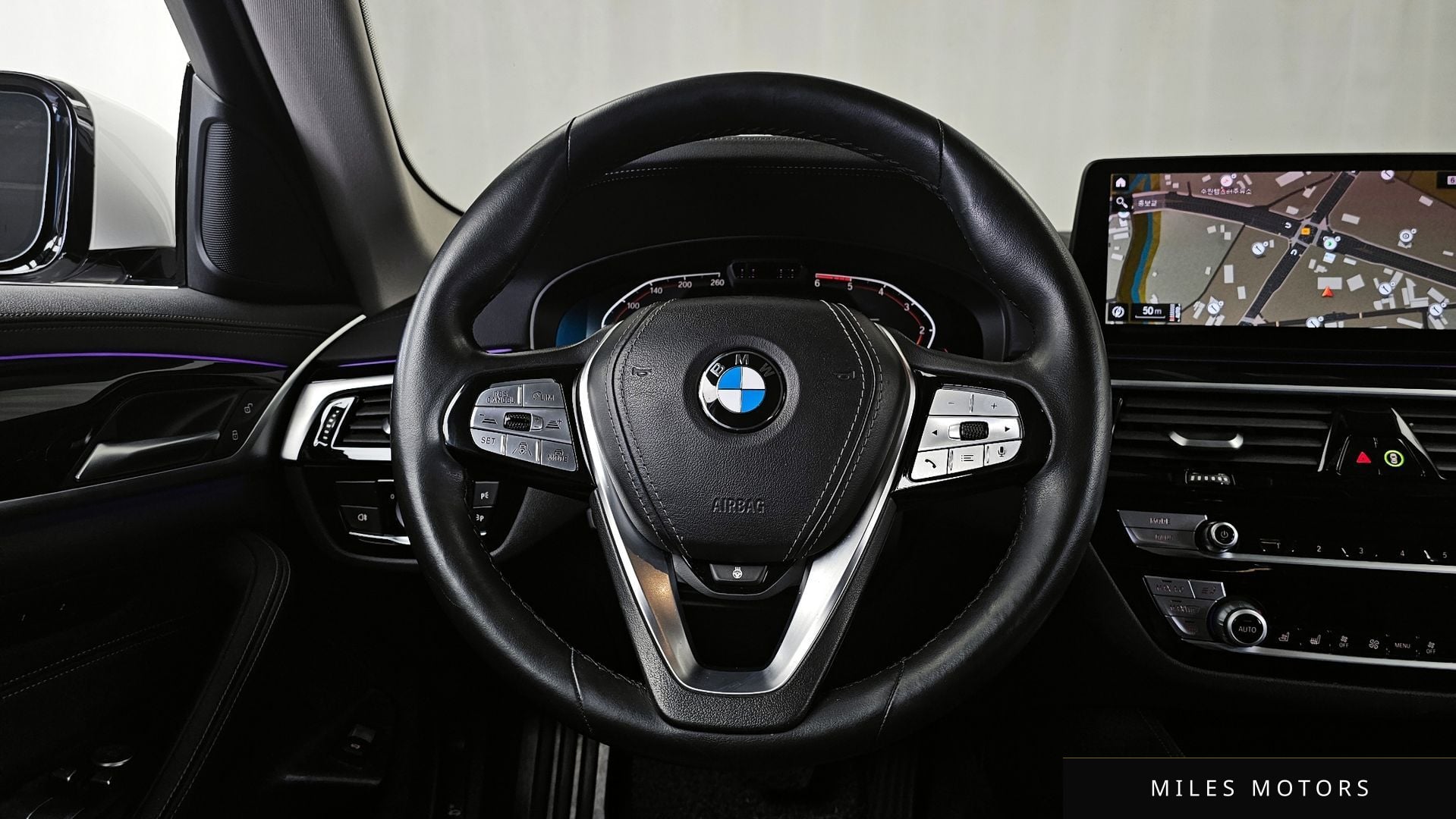 BMW 5시리즈 (G30) 2021 — миниатюра 13