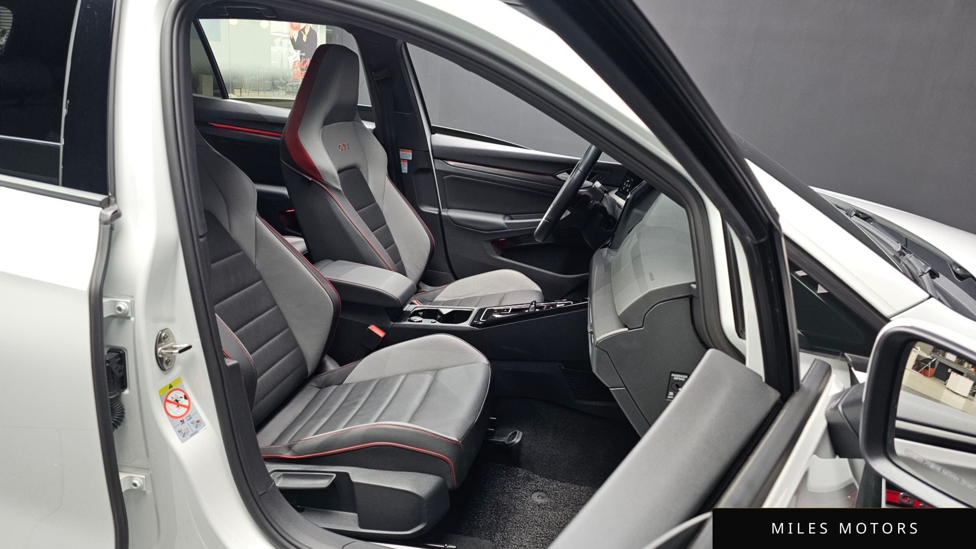 Volkswagen Golf 2024 — миниатюра 11
