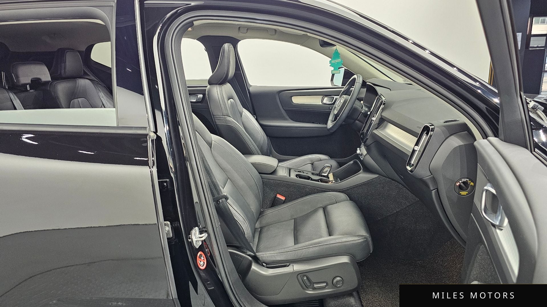 Volvo XC40 2021 — миниатюра 10