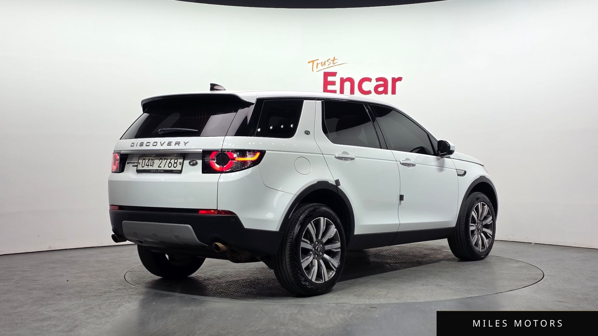 Land Rover Discovery Sport 2018 — миниатюра 2