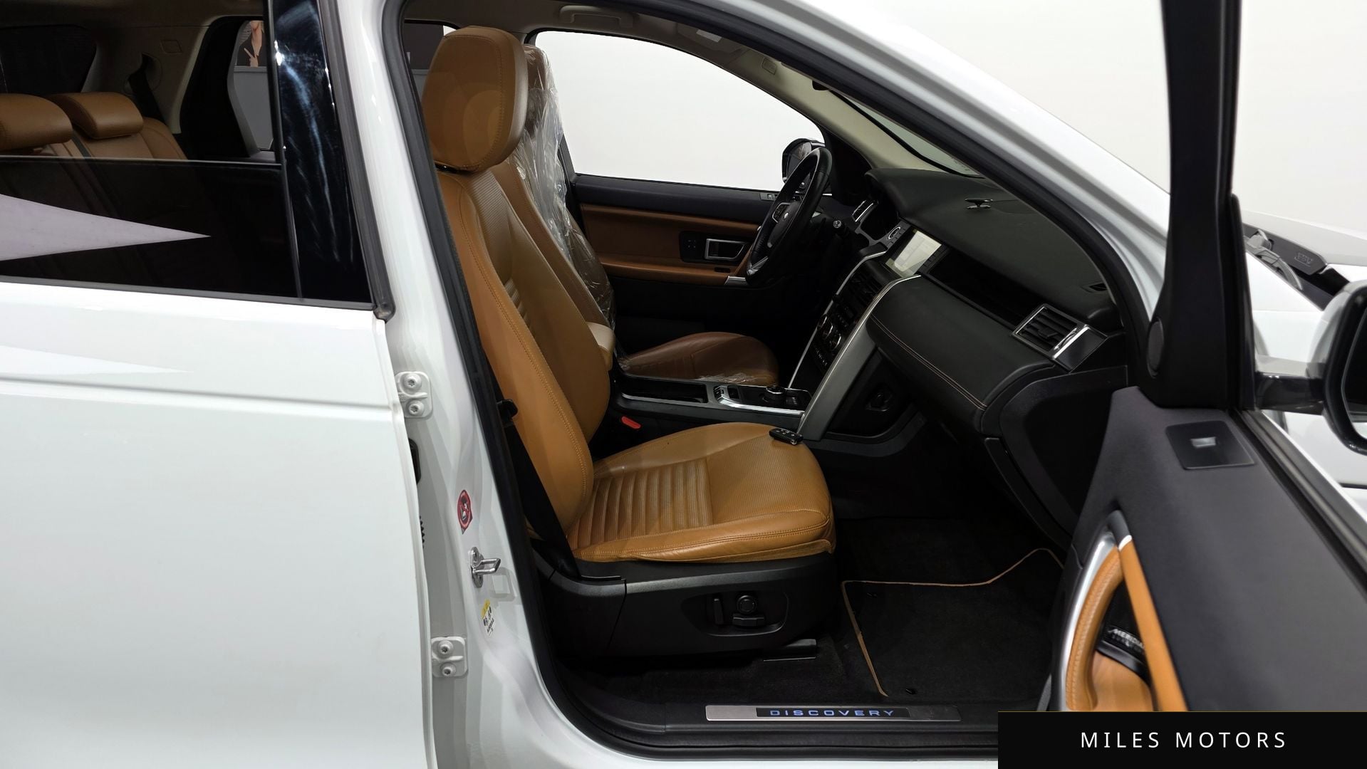 Land Rover Discovery Sport 2018 — миниатюра 11