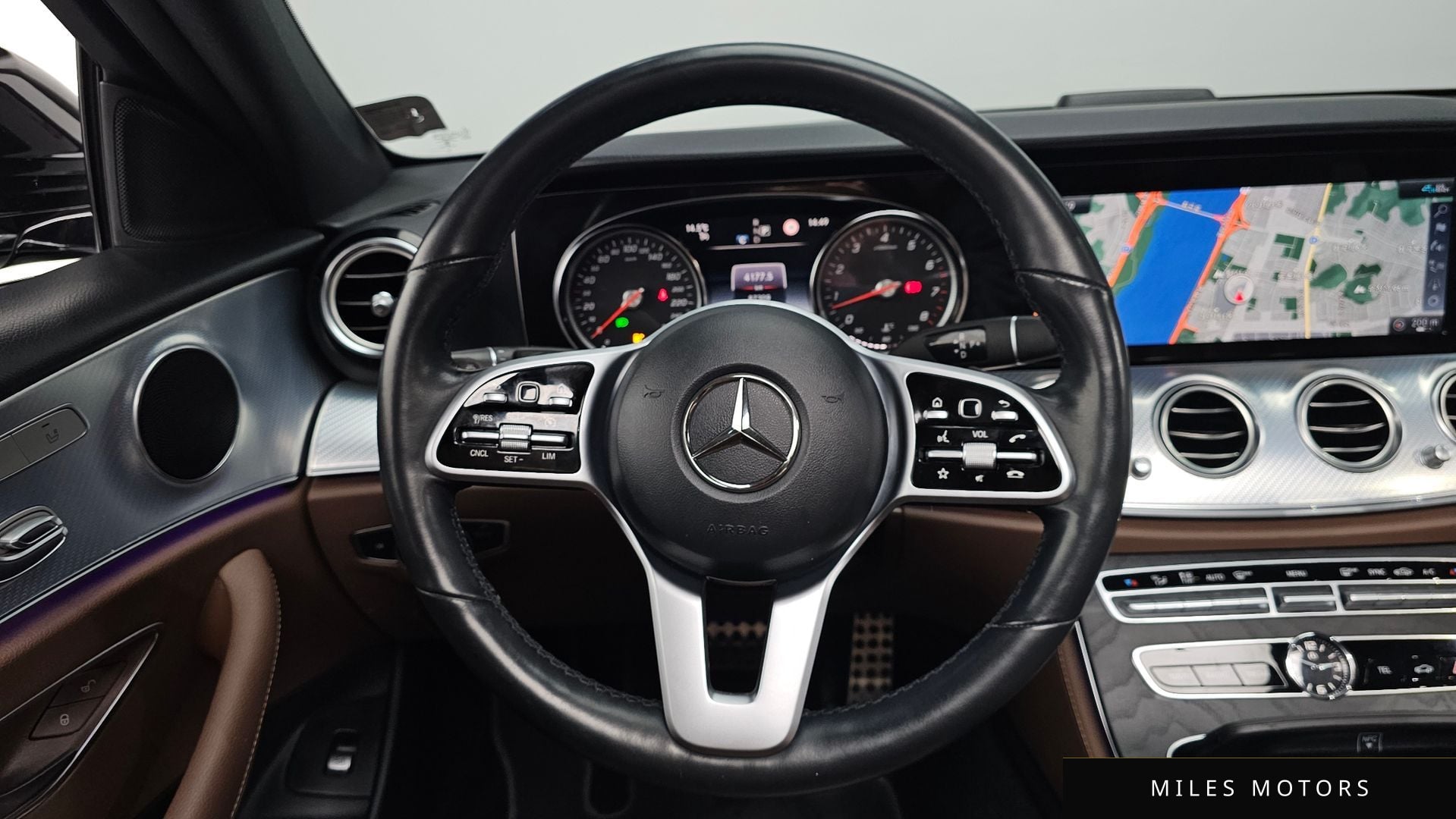 Mercedes-Benz E-클래스 W213 2020 — миниатюра 13