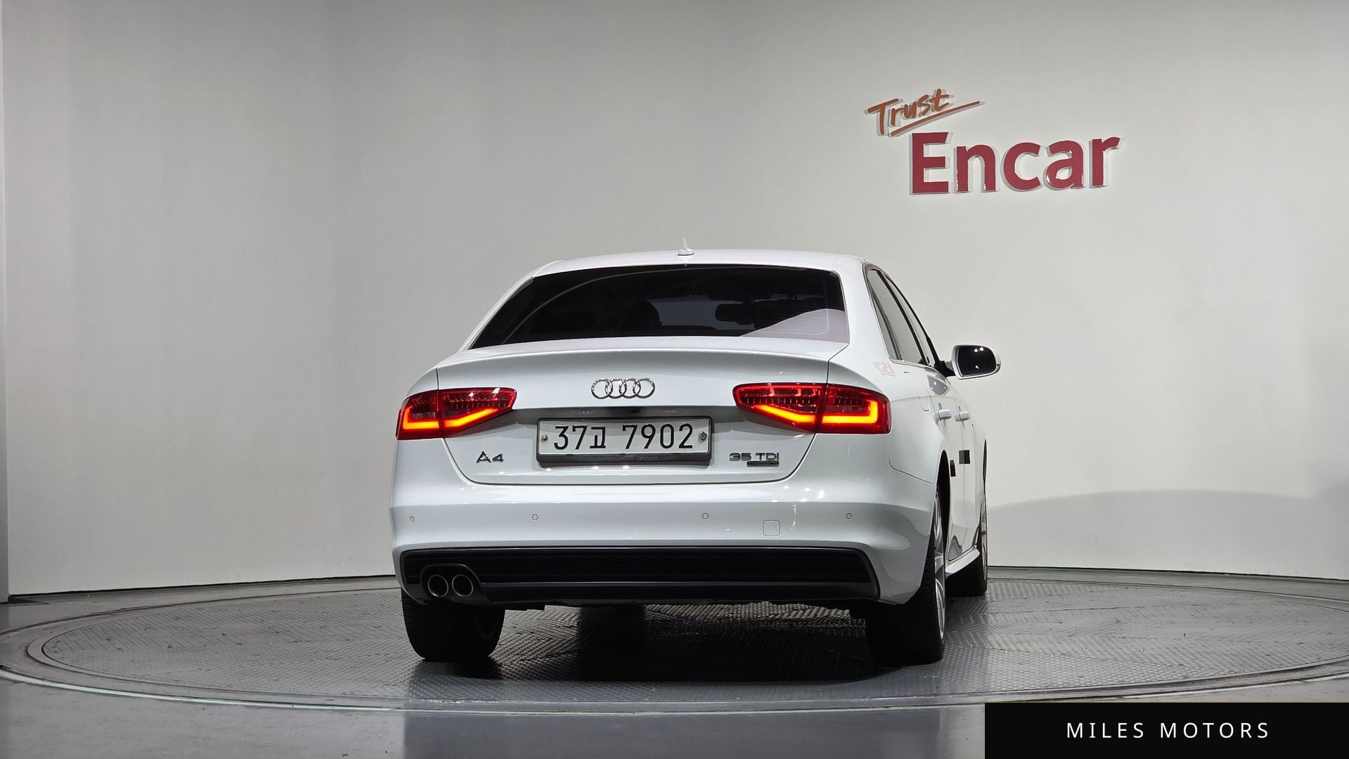 Audi A4 2015 — миниатюра 4
