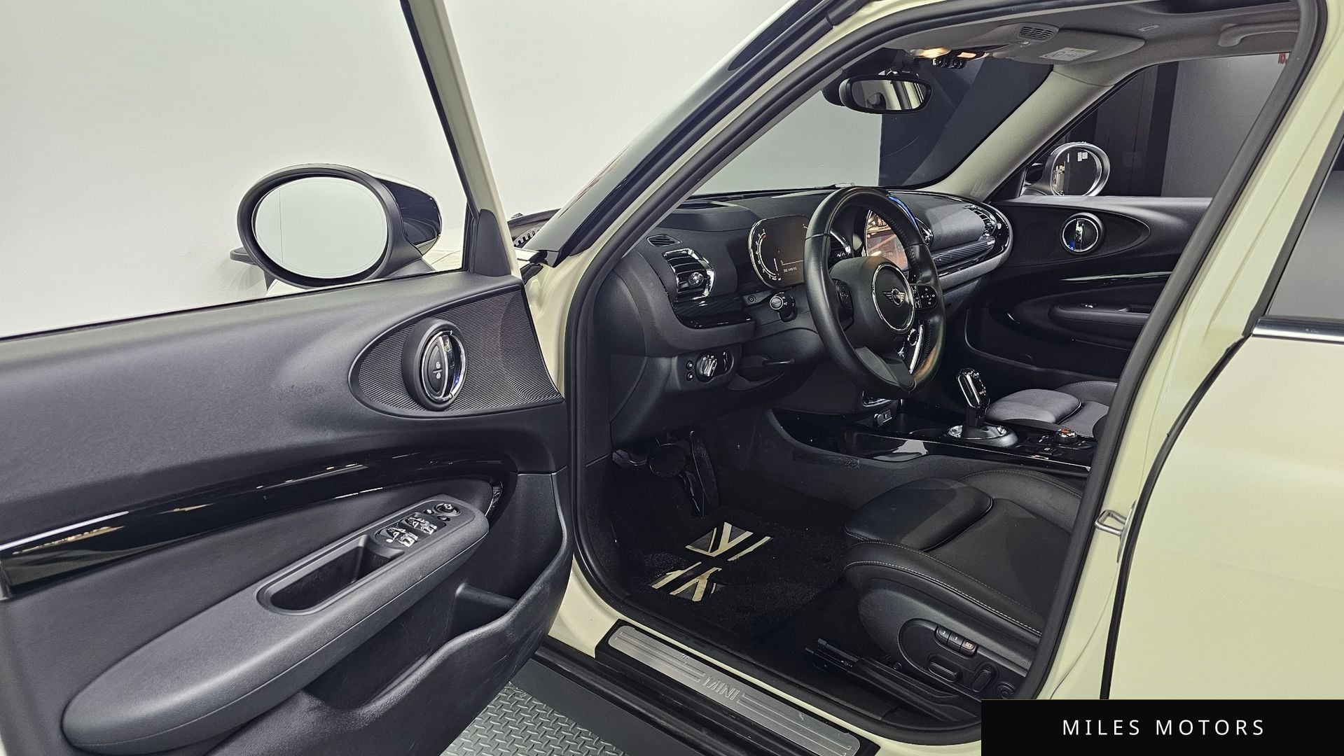 MINI Clubman 2022 — миниатюра 10
